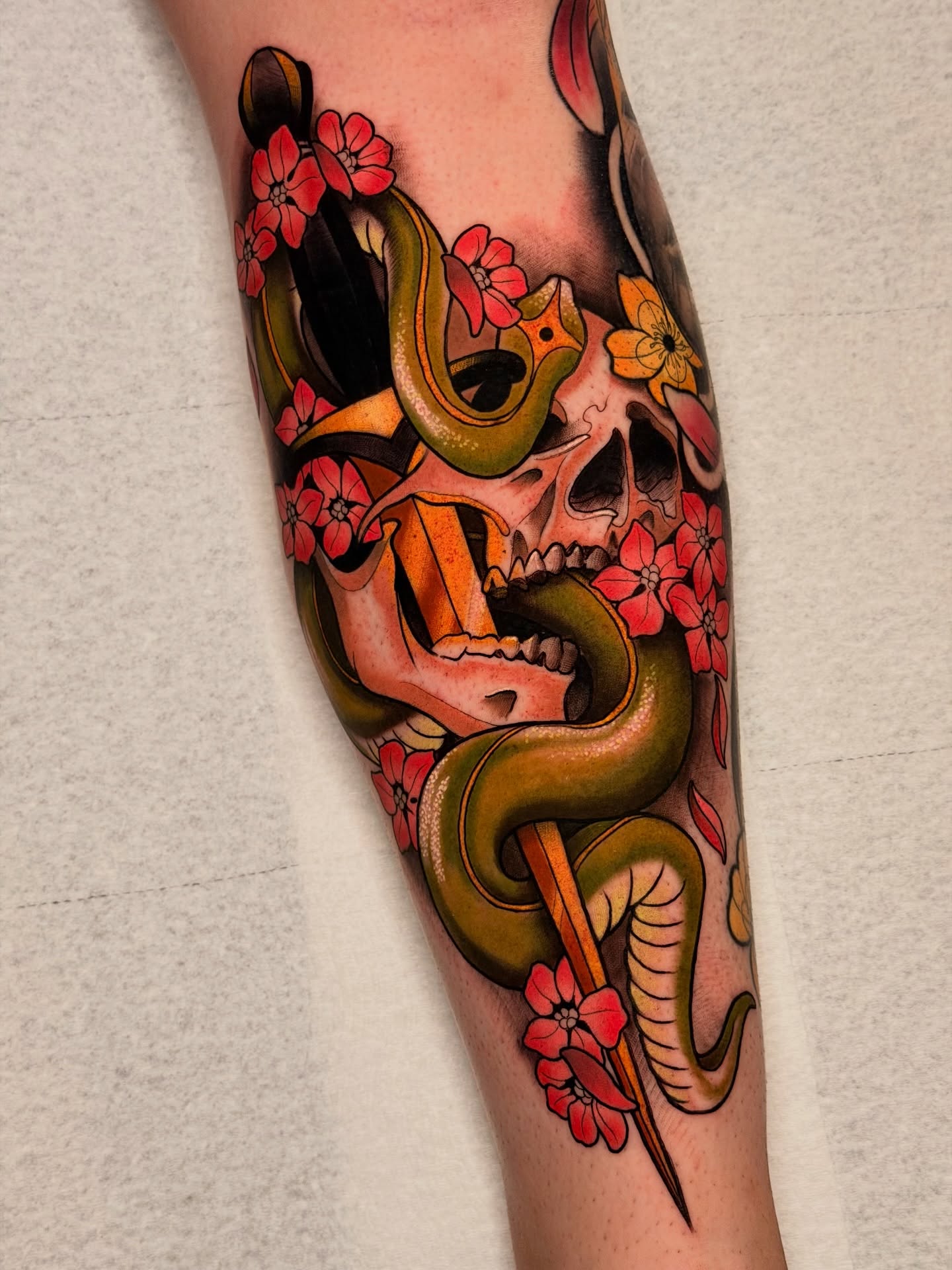 Tattoo by @robiscoffee — american_traditional, dotwork