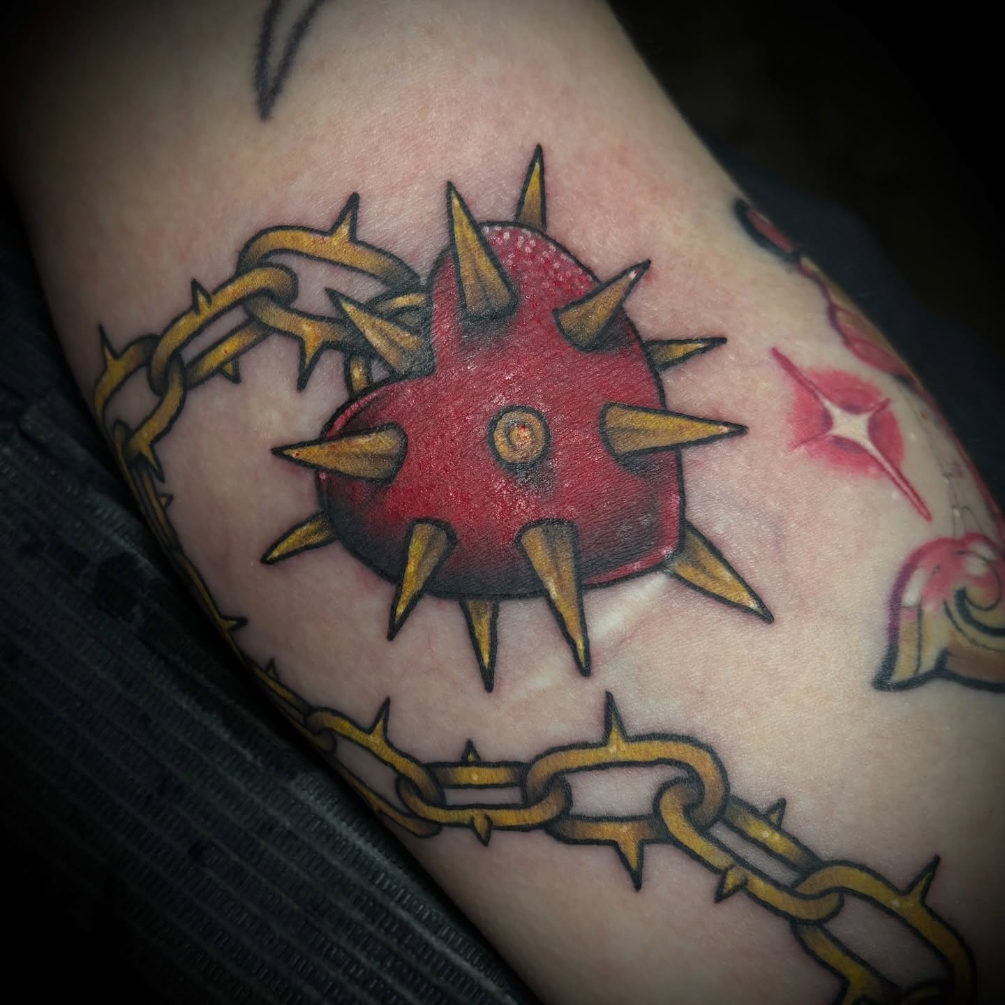 Spiked ball with chain neo-traditional tattoo on the upper arm by 𝒜𝓇𝓉 𝒷𝓎 𝒱𝑒 𝒩𝑜𝒸𝓉𝑒𝓂