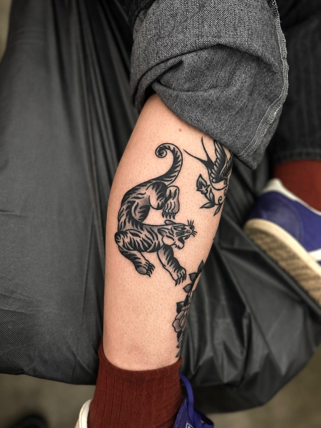 Tattoo by @lnrnts — black_and_grey