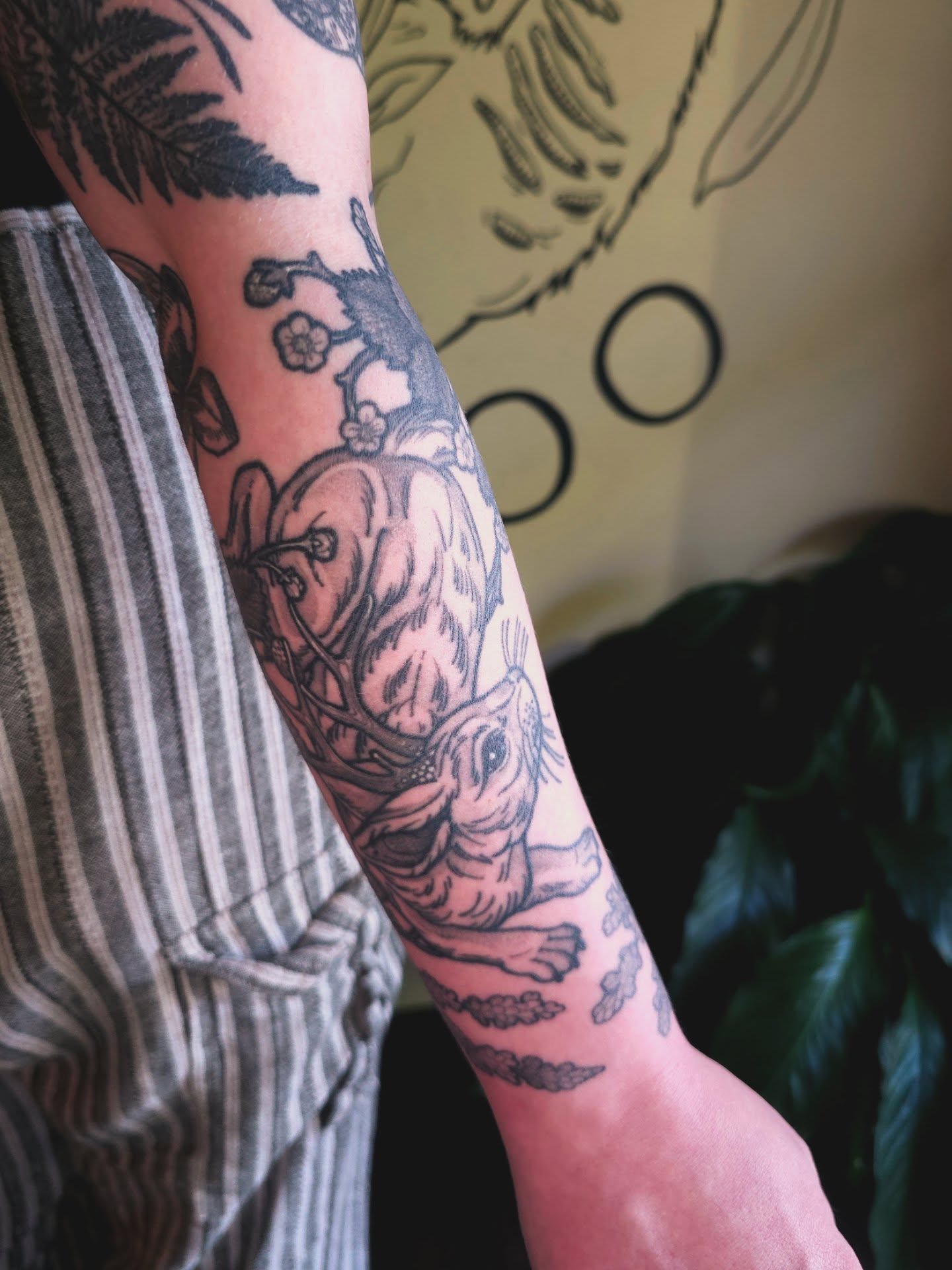 Tattoo by @makluvintattoos — black_and_grey