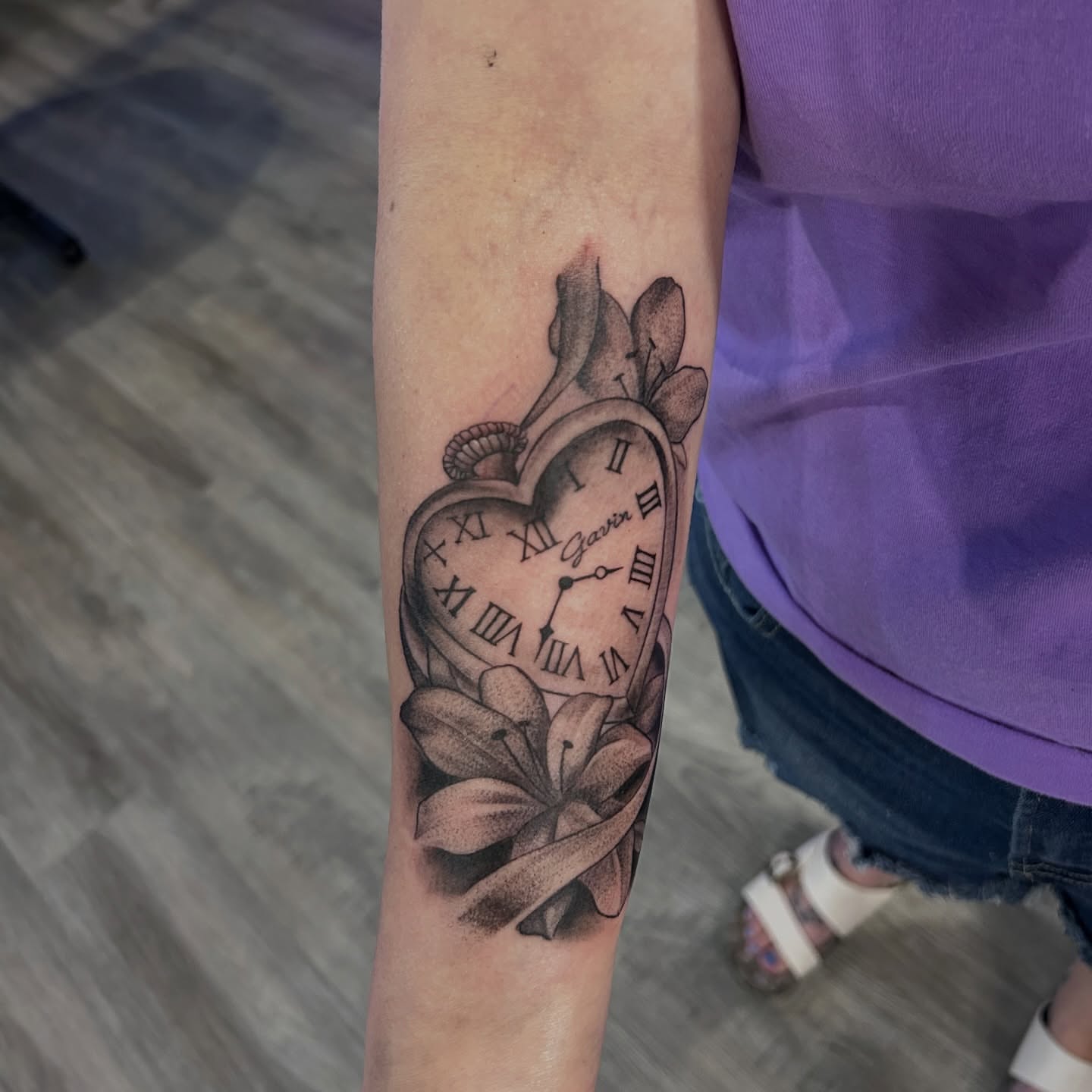 Heart clock realism tattoo on the forearm by Oto_art