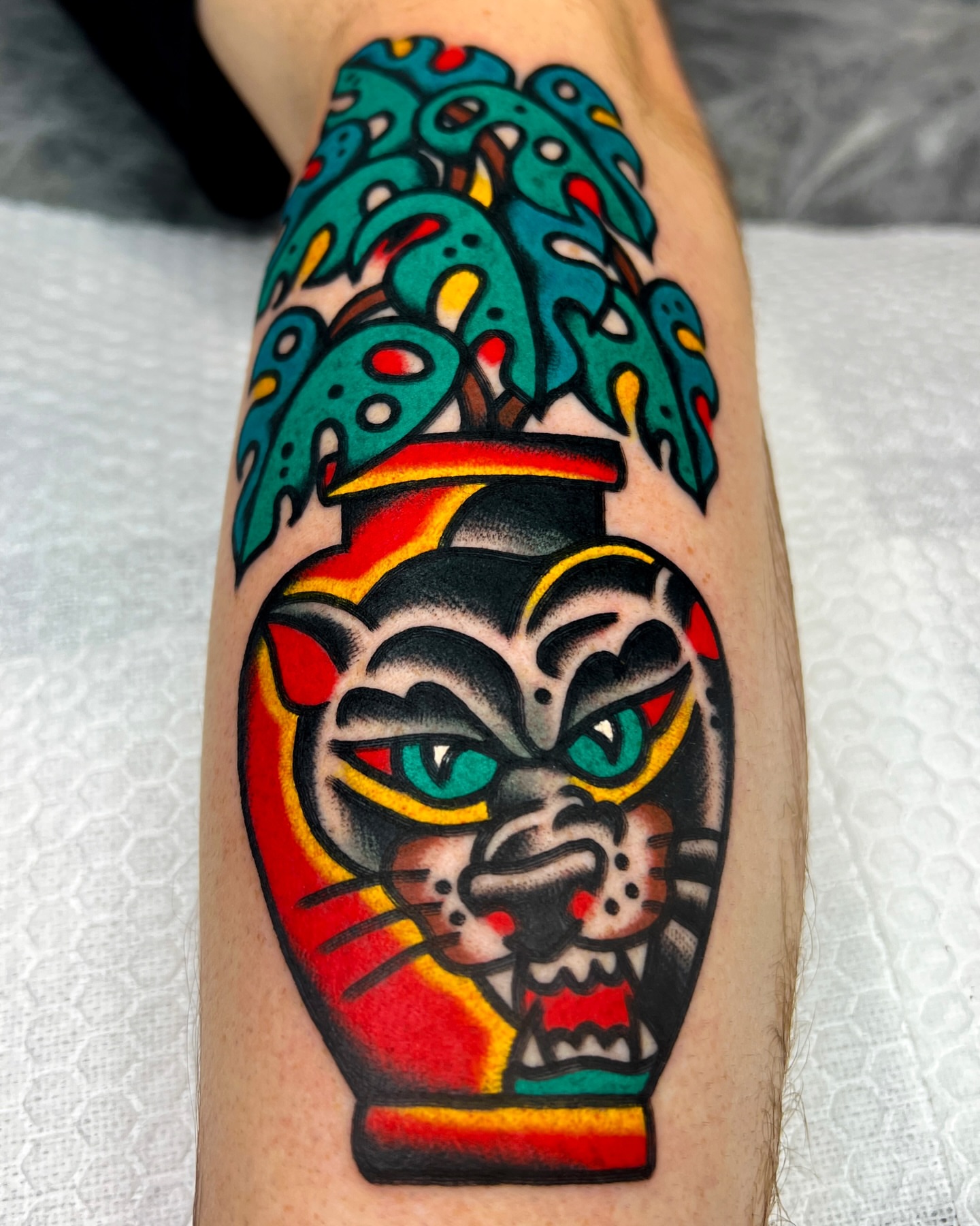 Tattoo by @homoo_tattooer — american_traditional