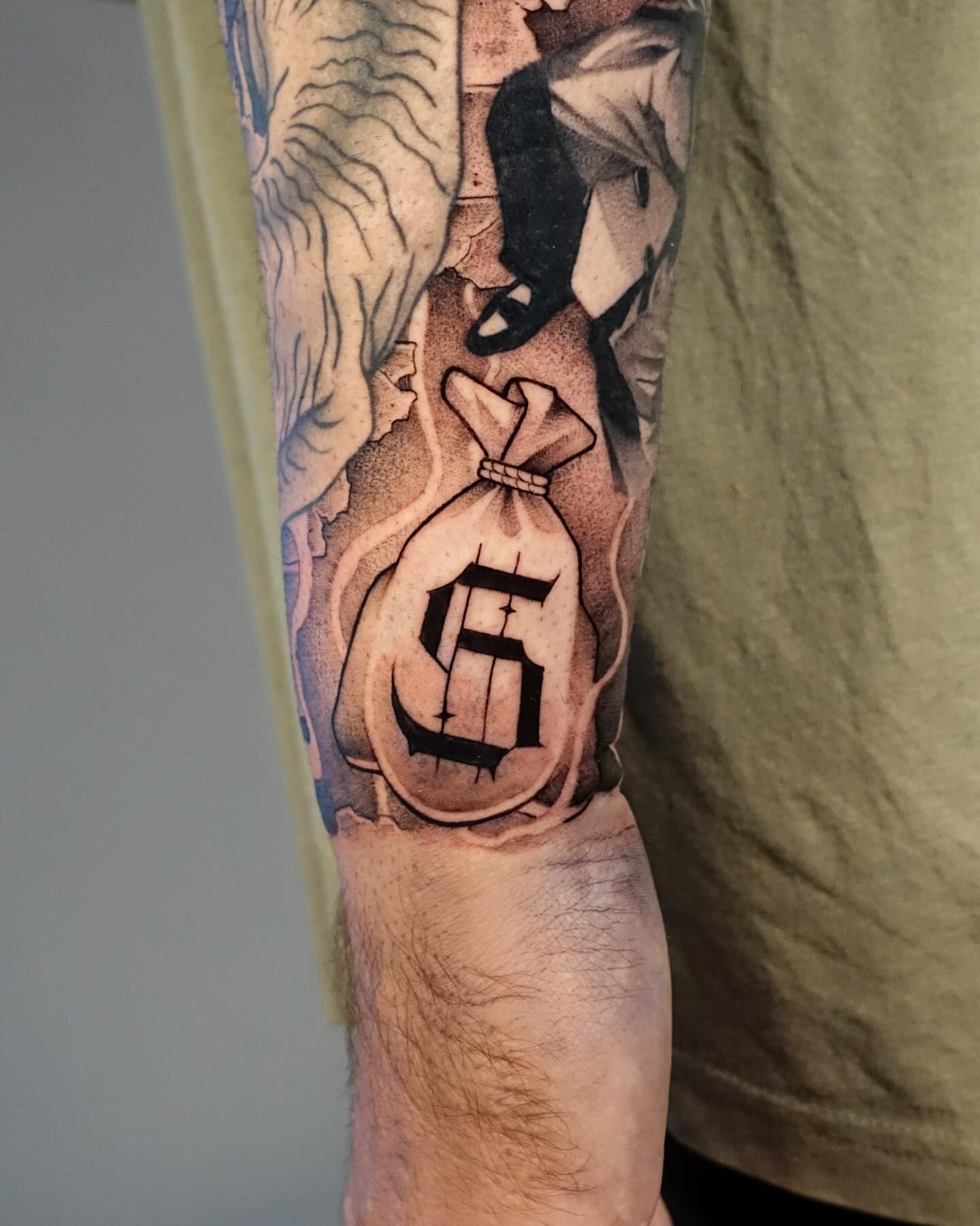 Tattoo by @leperemael — black_and_grey