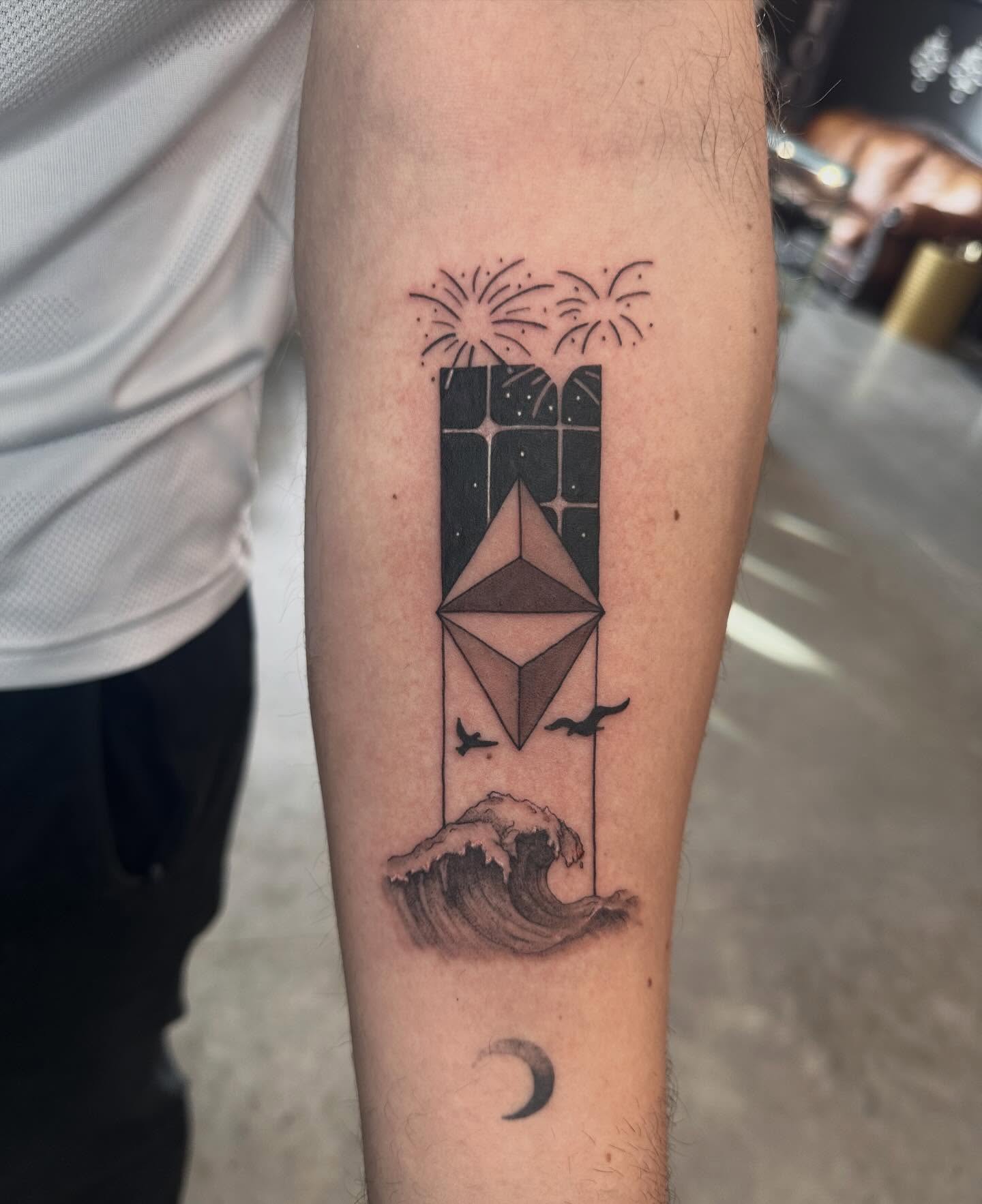 Tattoo by @gwt_artworks — geometric