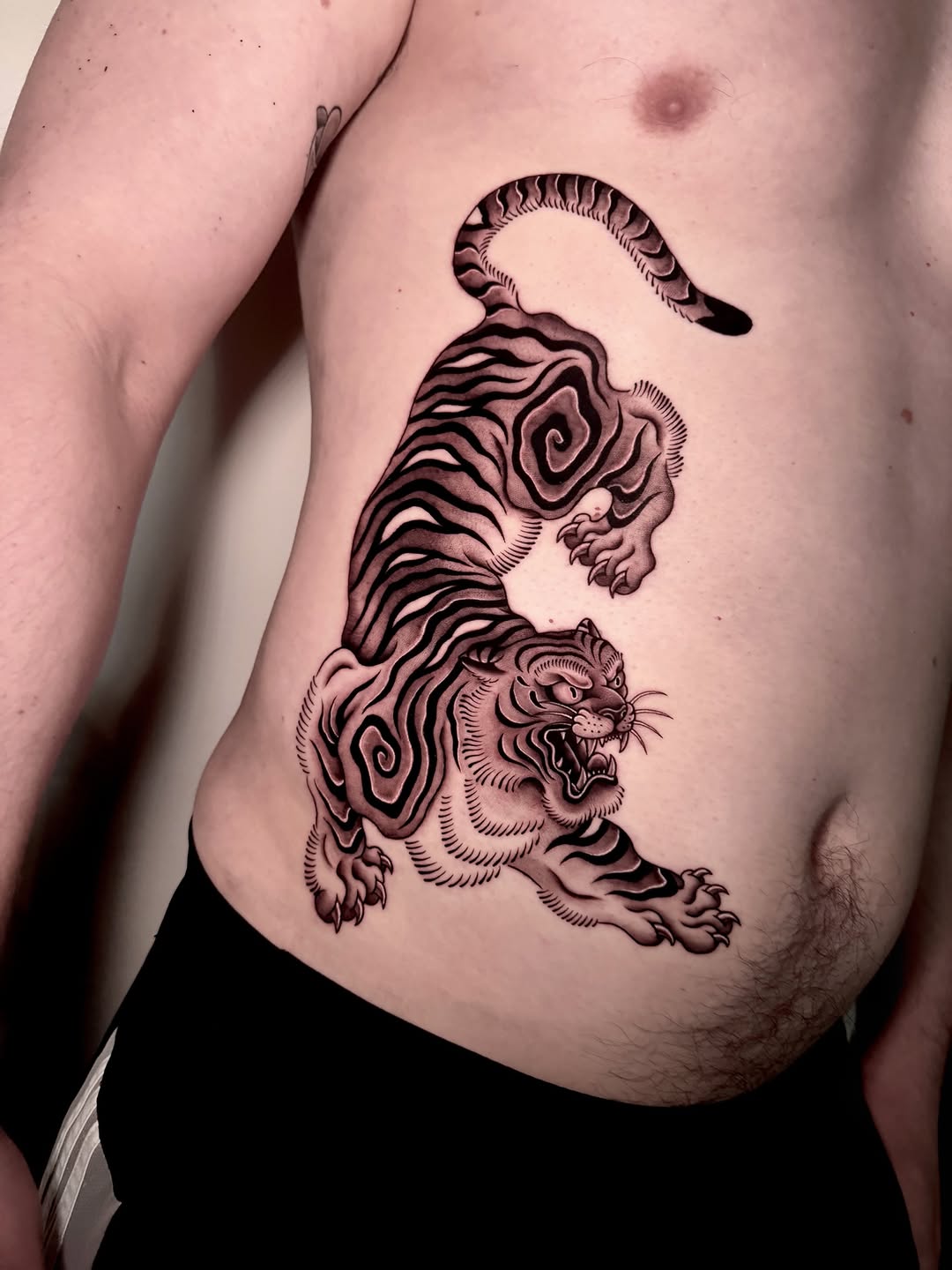 Tattoo by @nizi_tattoo — japanese_irezumi, black_and_grey