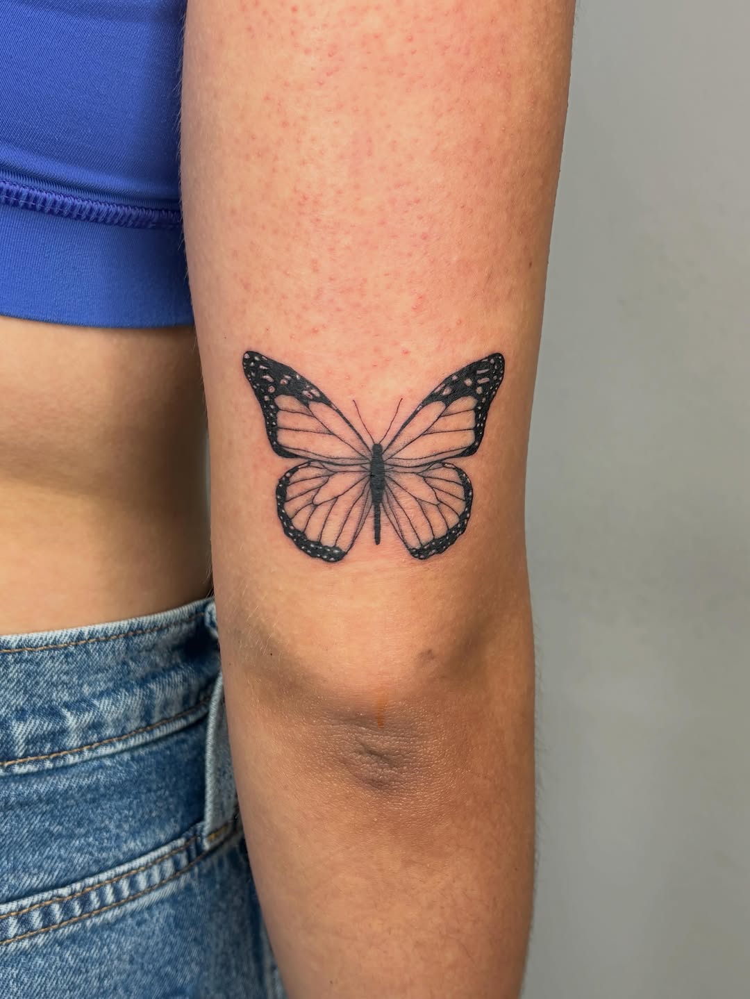 Tattoo by @alyssadoestattoos โ fine_line, black_and_grey