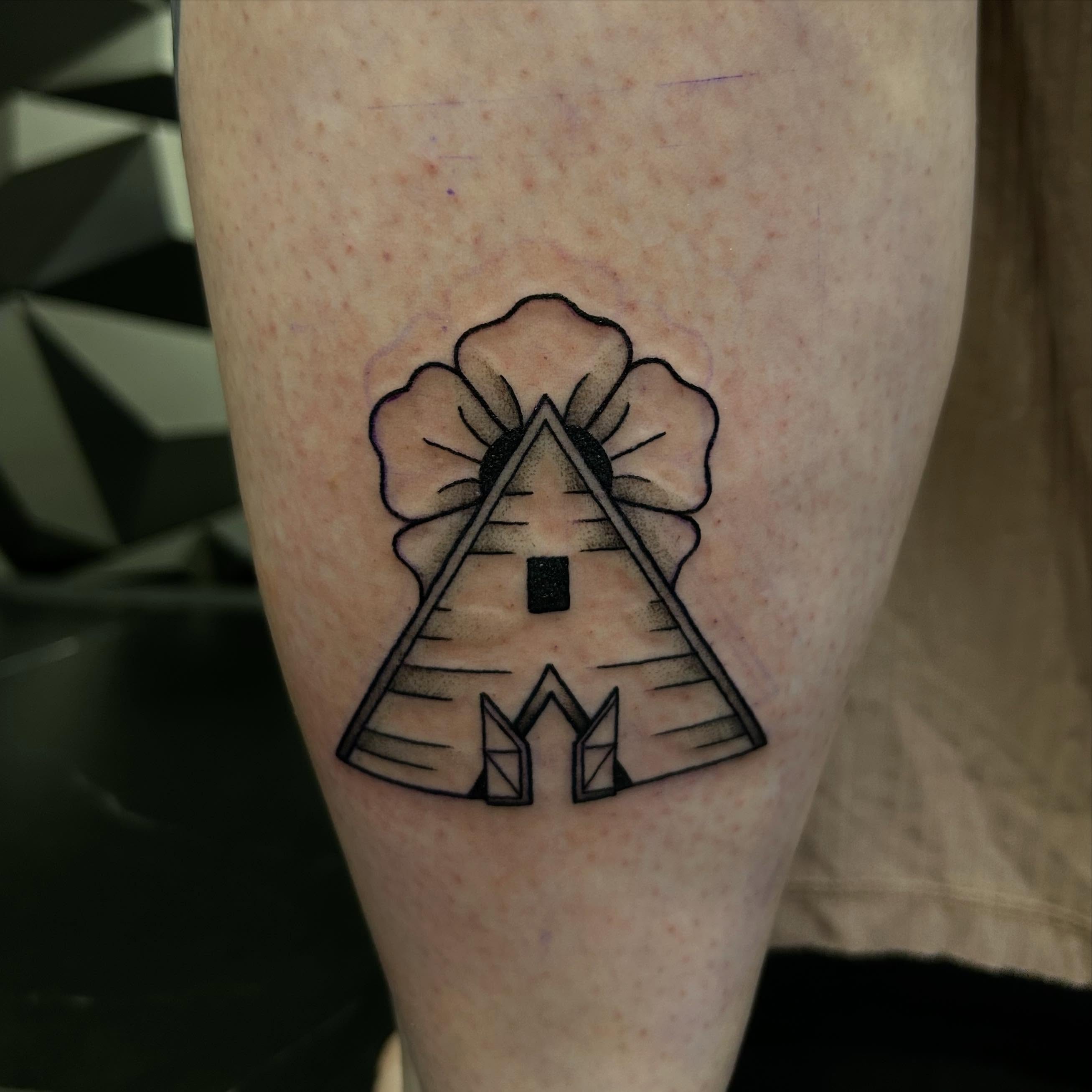 Tattoo by @artistofflesh — geometric