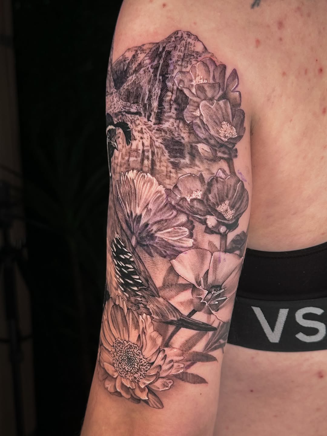 Tattoo by @stephaniessart — realism, black_and_grey