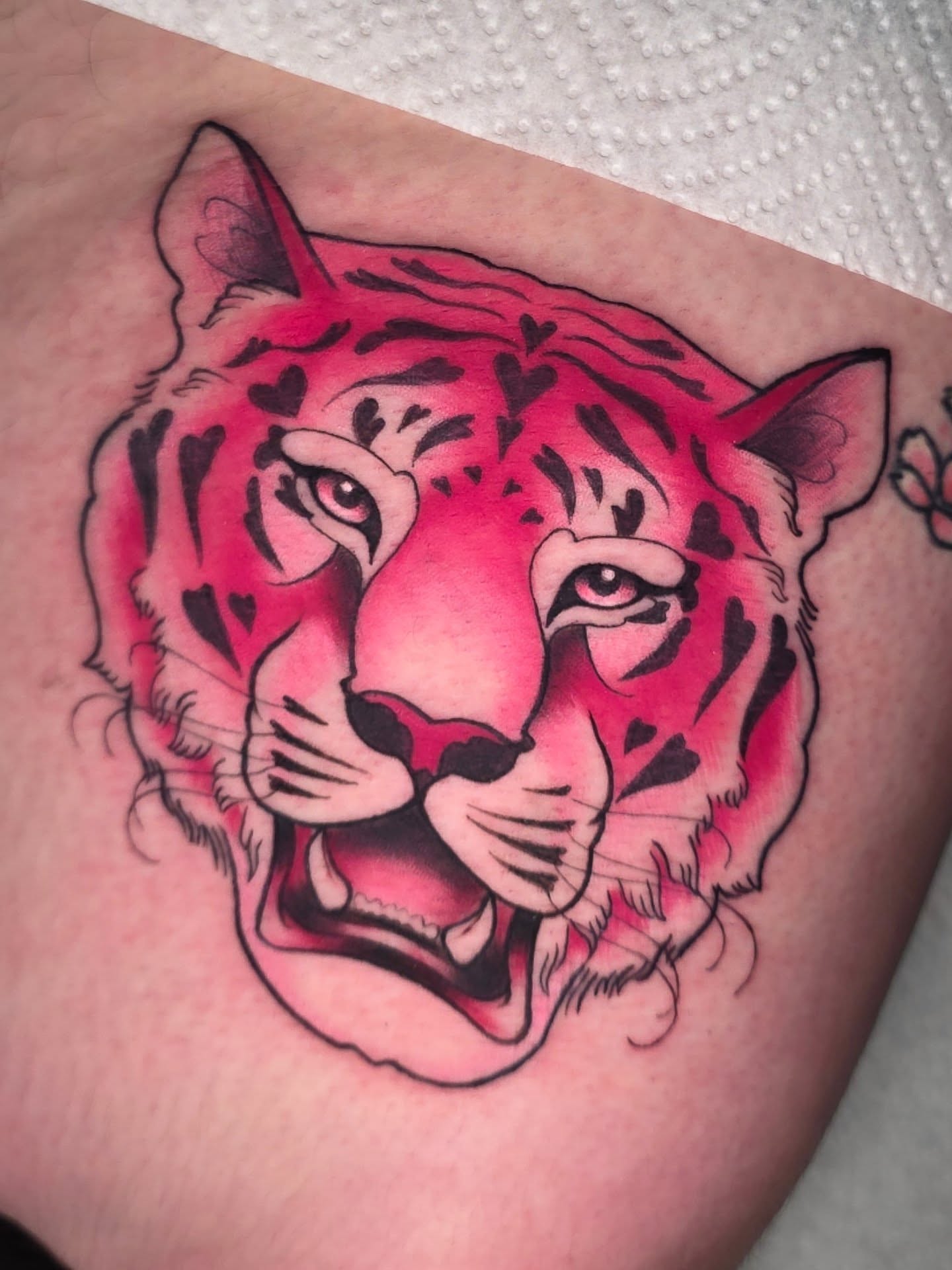 Tiger American traditional tattoo on the thigh by April High ☆ Tattoo Artist
