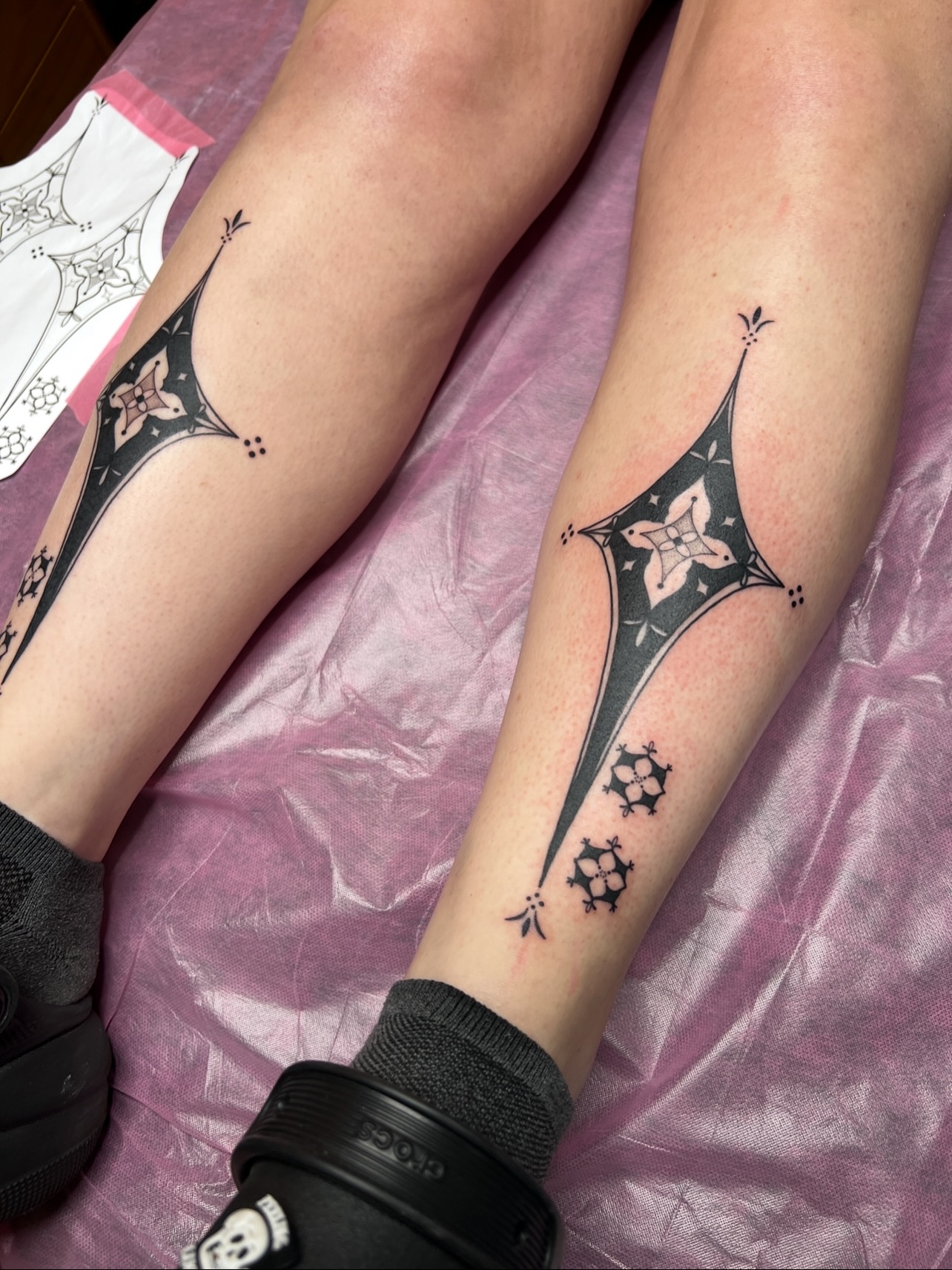 Tattoo by @brianaleflore — geometric
