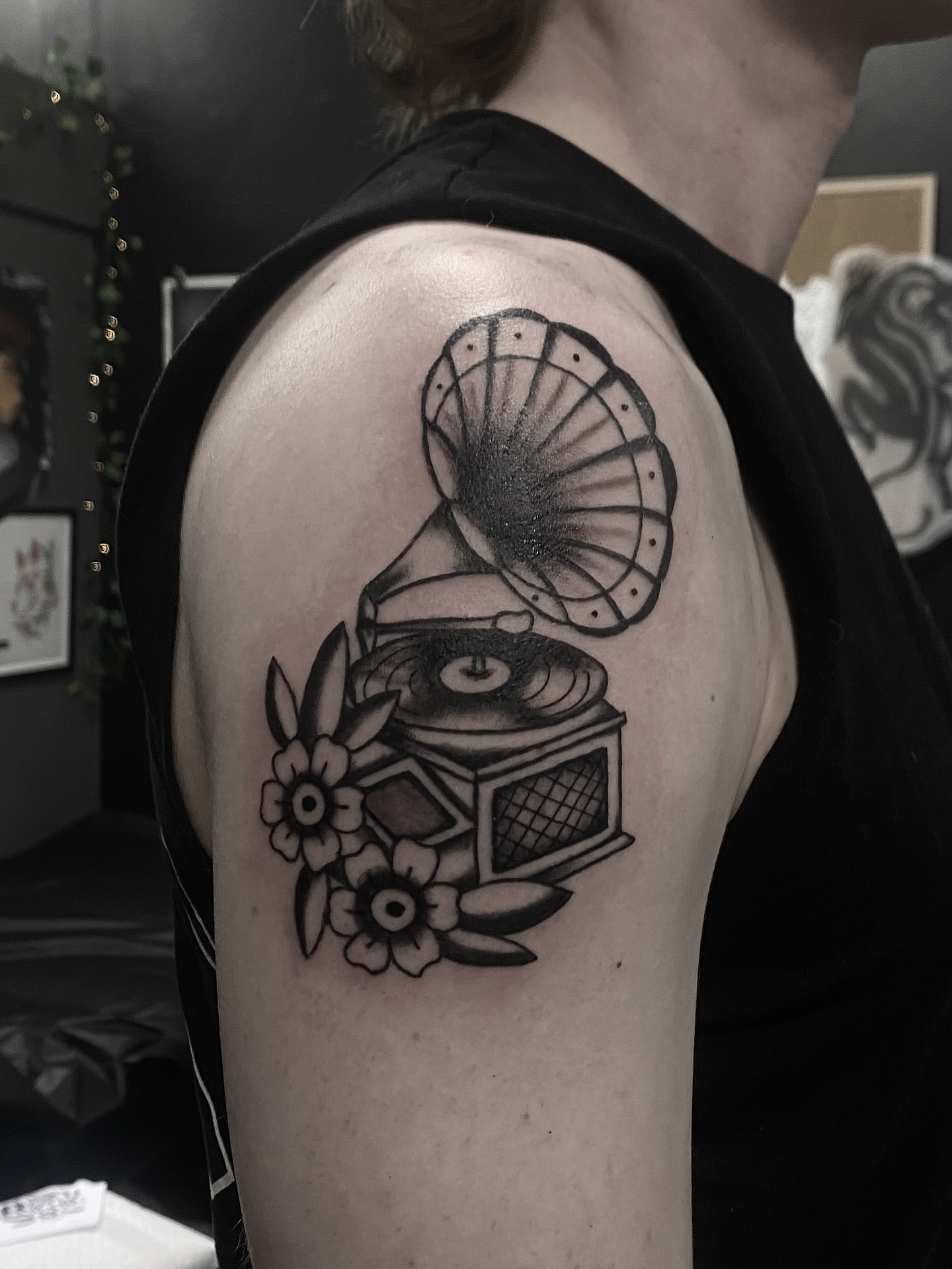 Tattoo by @tattoosbylinds — black_and_grey