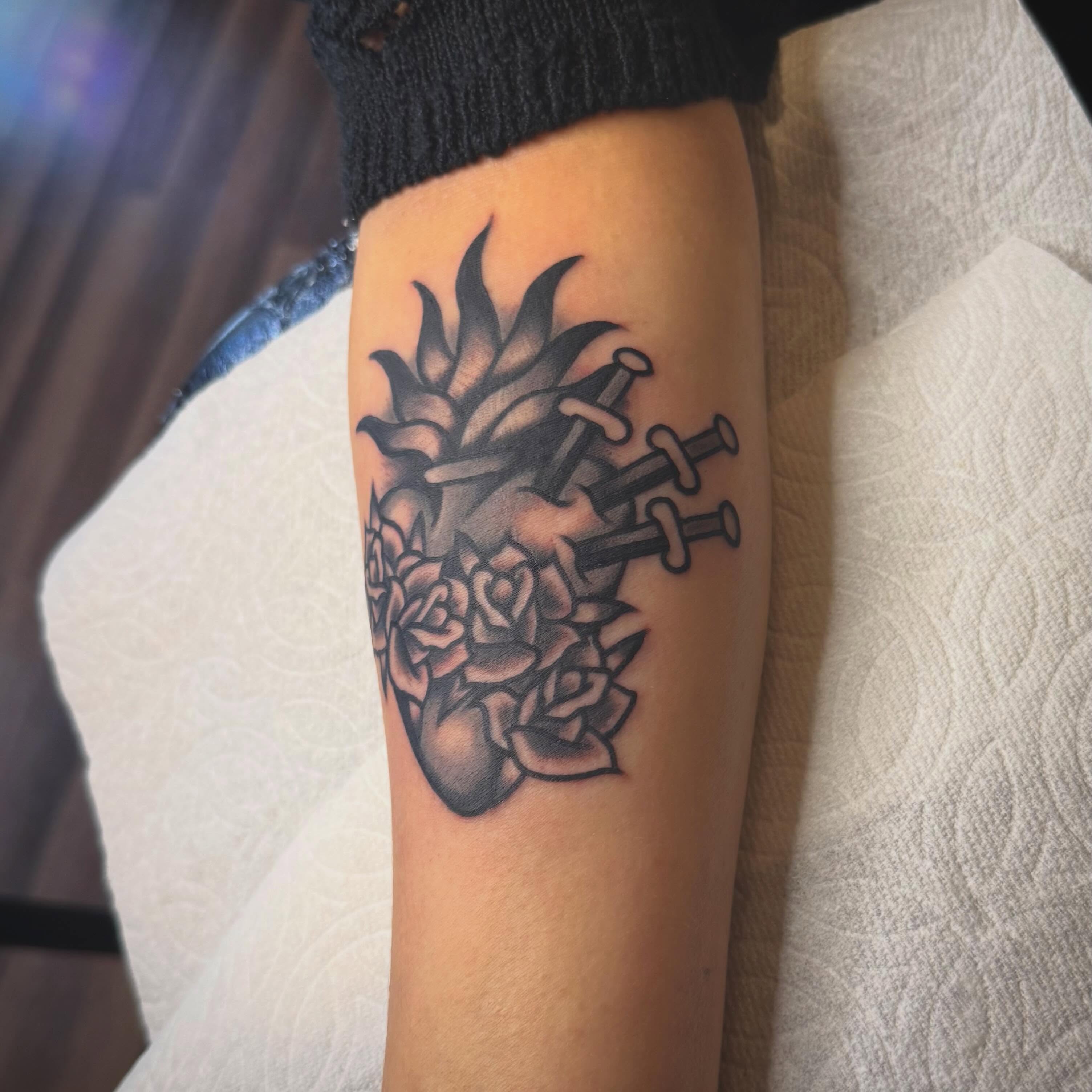 Tattoo by @jordytattsyou — black_and_grey