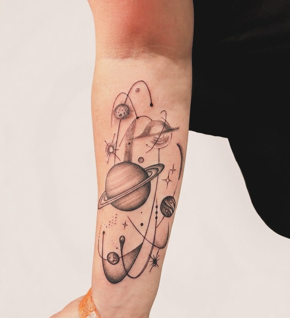 Tattoo by @tattoos_jara β geometric, dotwork