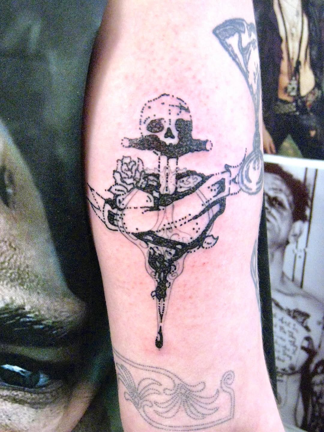 Tattoo by @whatisheavenlike — dotwork, black_and_grey