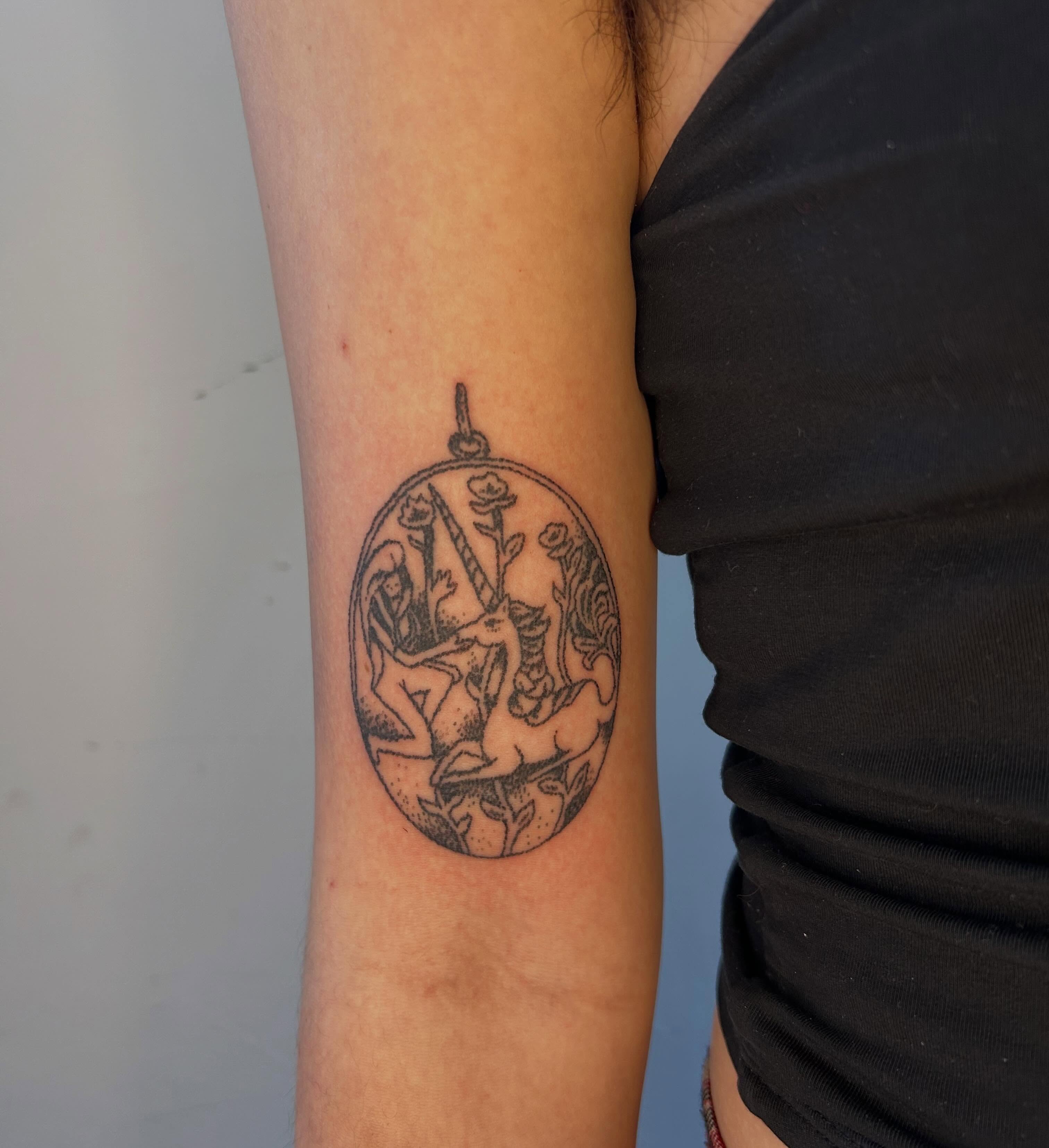 Oval medallion black and grey tattoo on the forearm by ˙⋆✮⋆˙‧₊˚✧ sophie ✧˚₊‧˙⋆✮⋆˙