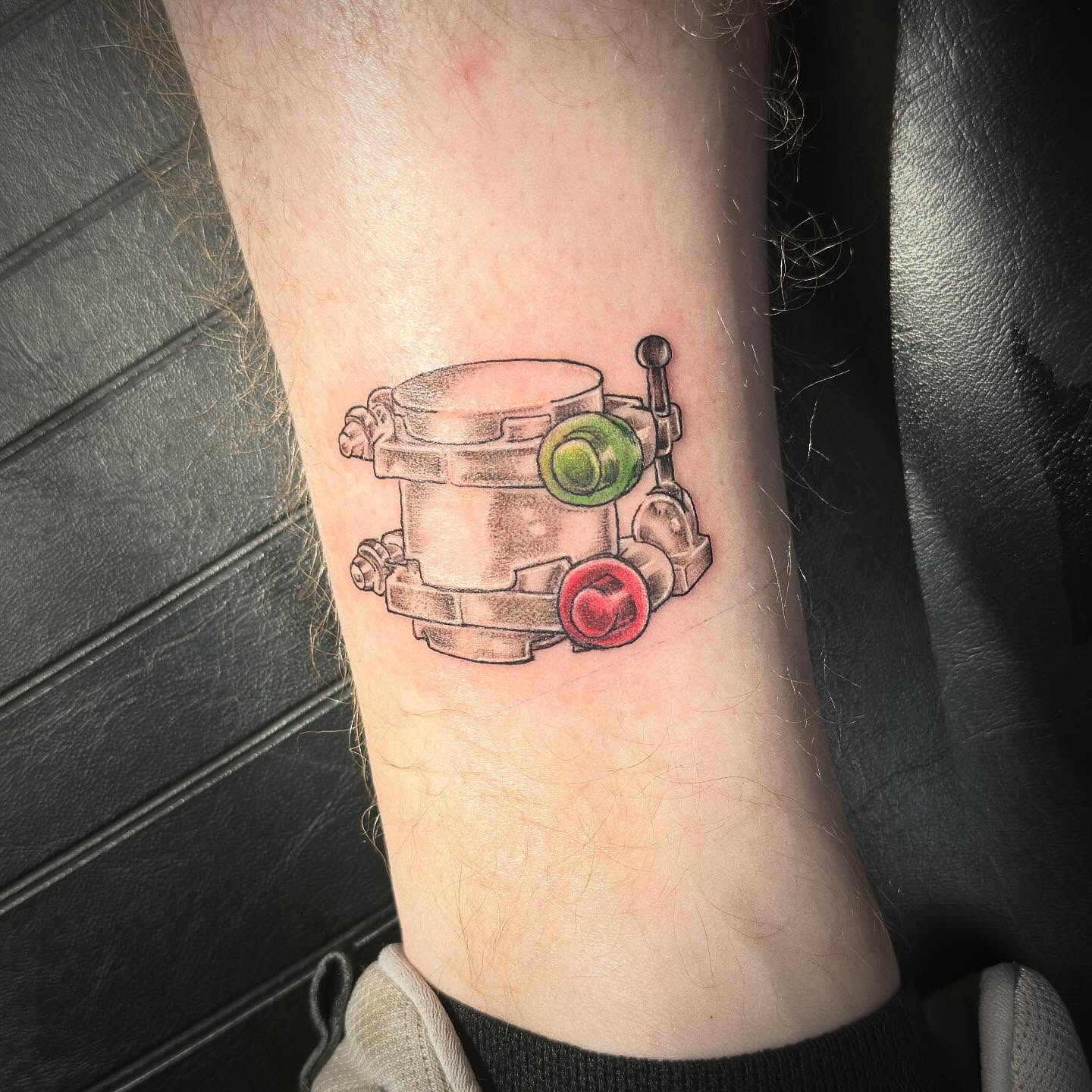 Tattoo by @tosh.pointo.tattoos — realism