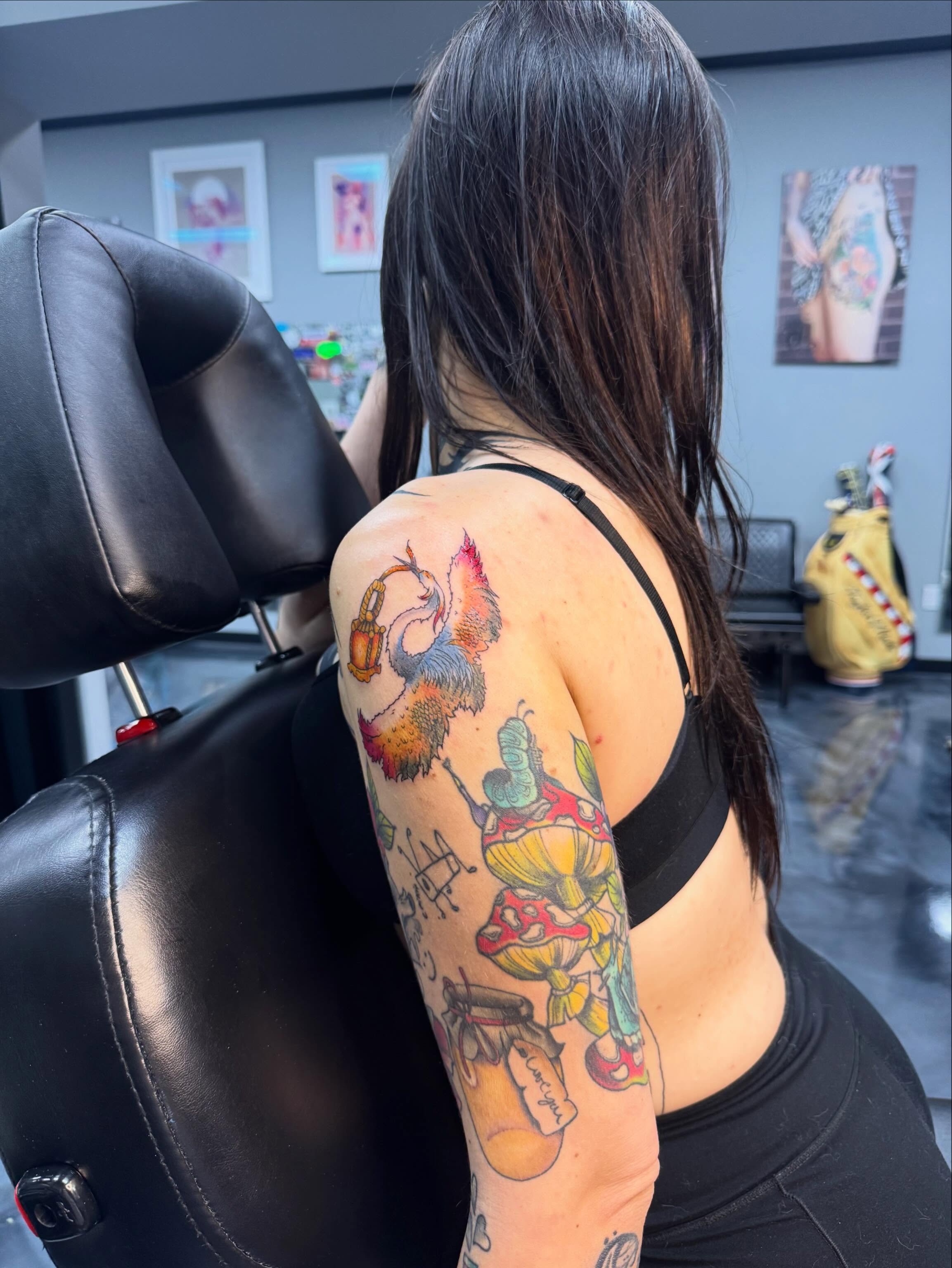 Chicken and rooster American traditional tattoo on the upper arm by Marie Amor🌙