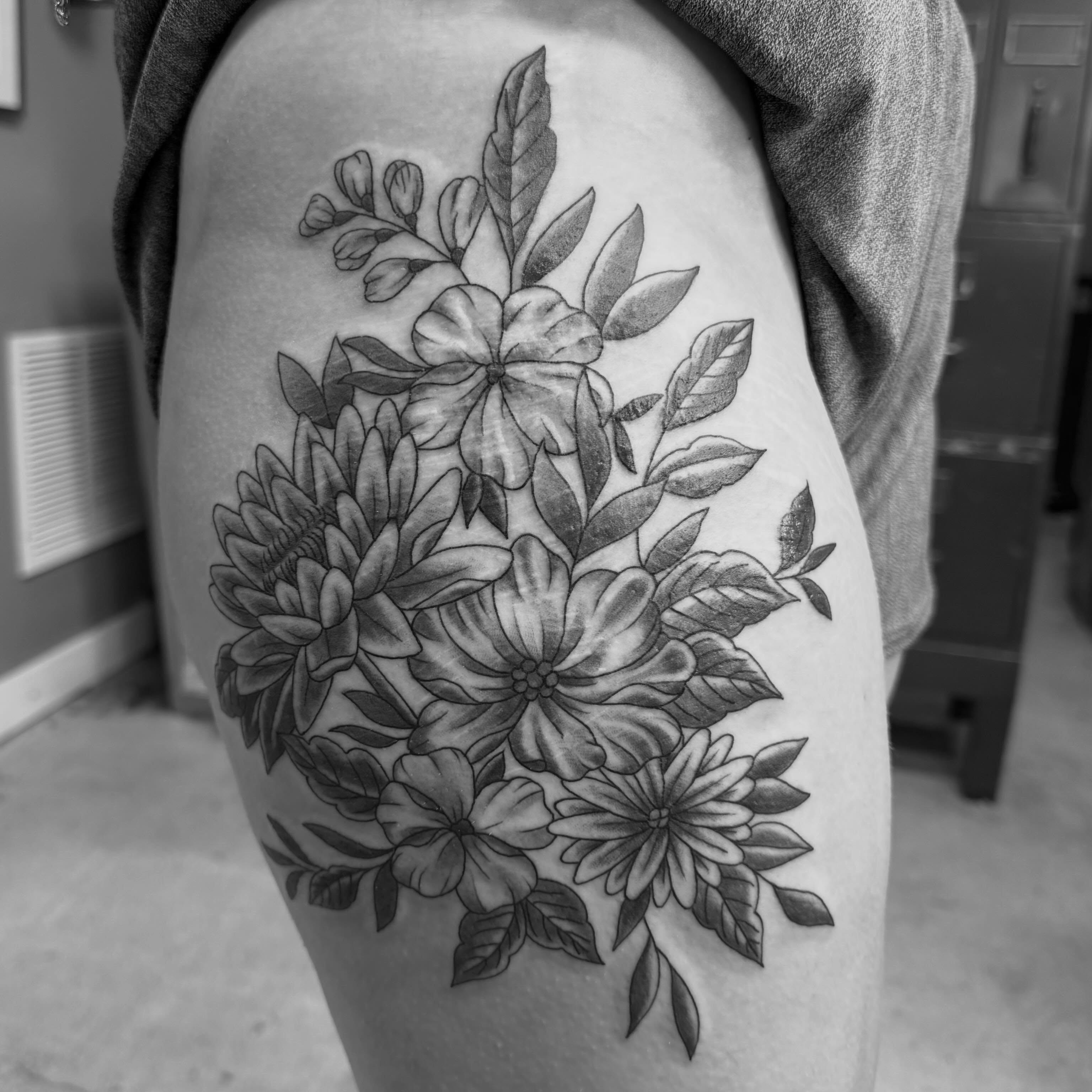 Tattoo by @spencerecoco — black_and_grey