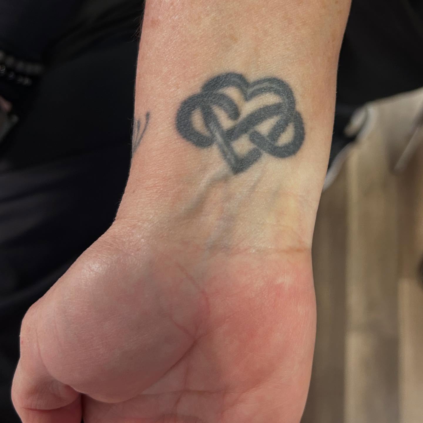 Tattoo by @stonyh4wk — black_and_grey