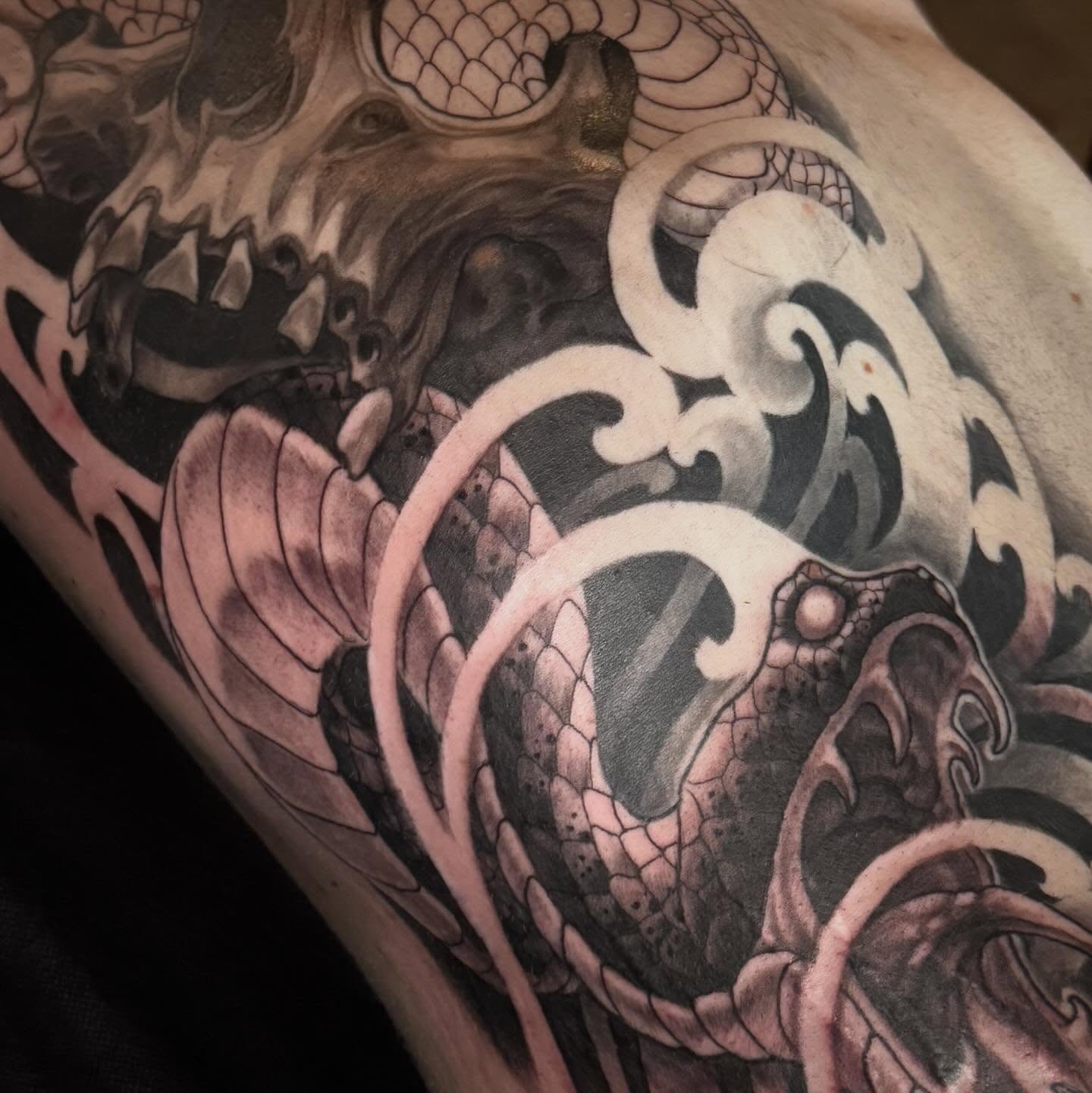 Tattoo by @dominicholmes_art — japanese_irezumi