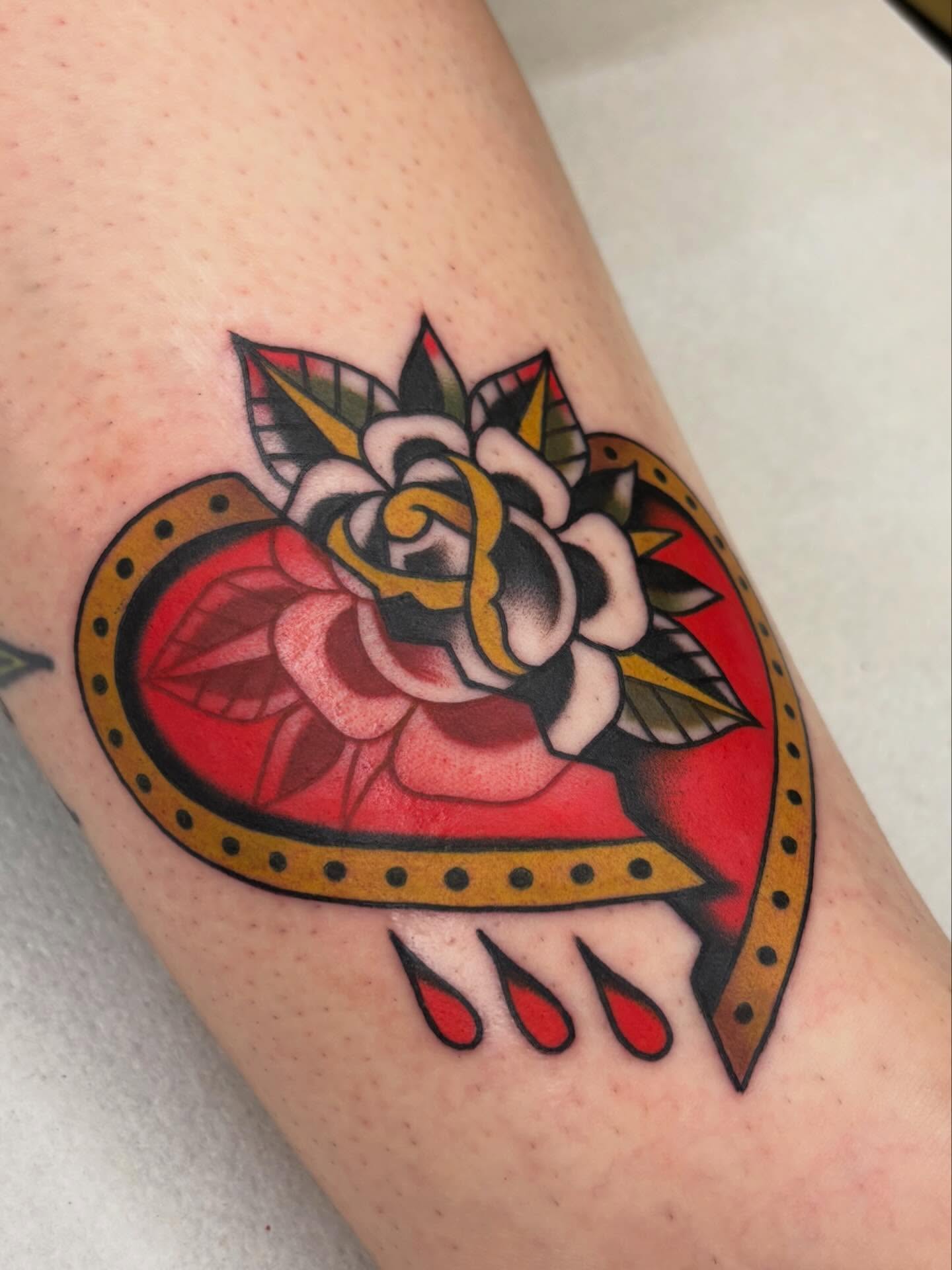 Tattoo by @tatturo_ — american_traditional