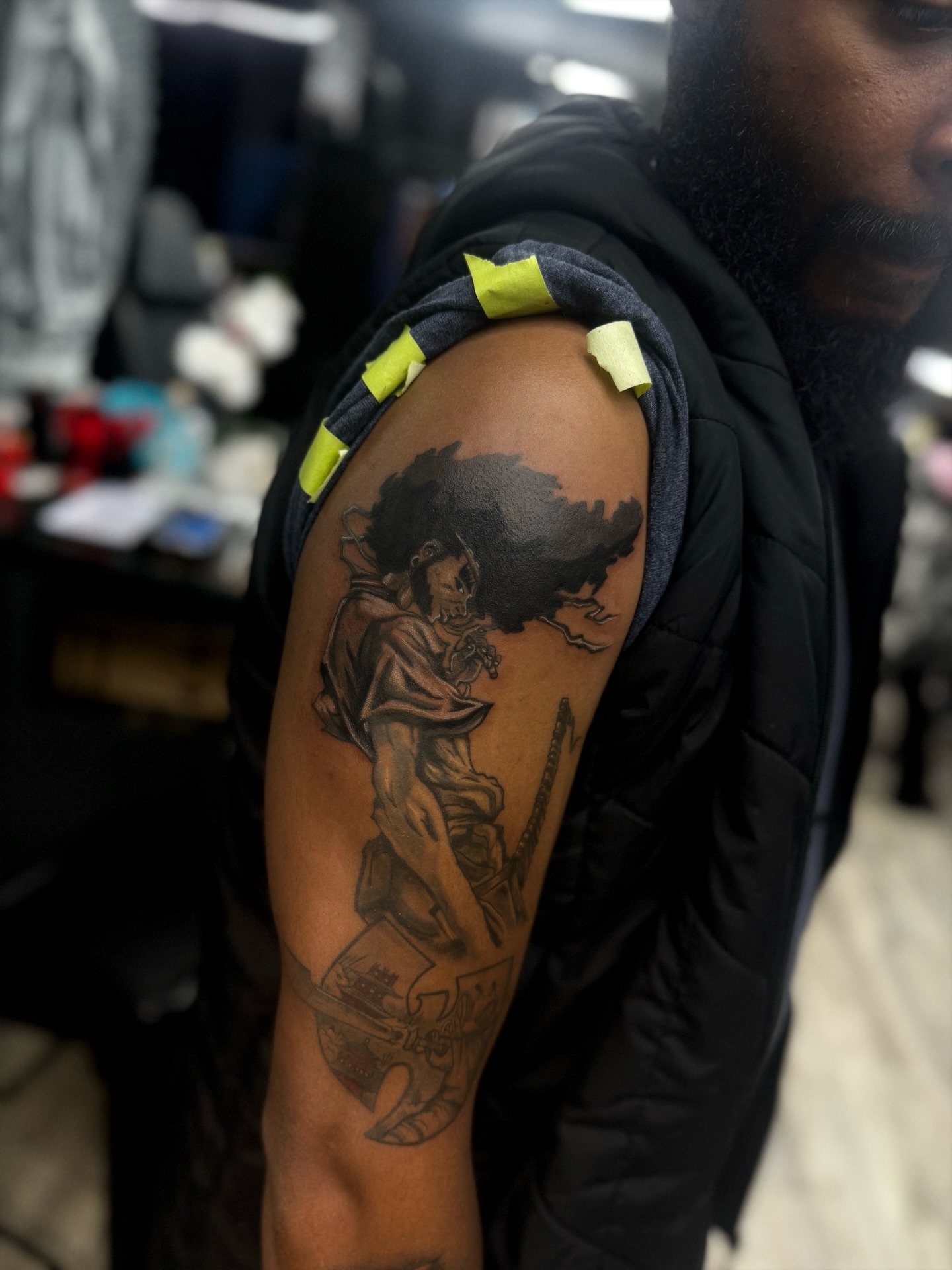Afrocentric warrior realism tattoo on the shoulder by 🕸️EC🥷🏼🌁🇲🇽🕸️