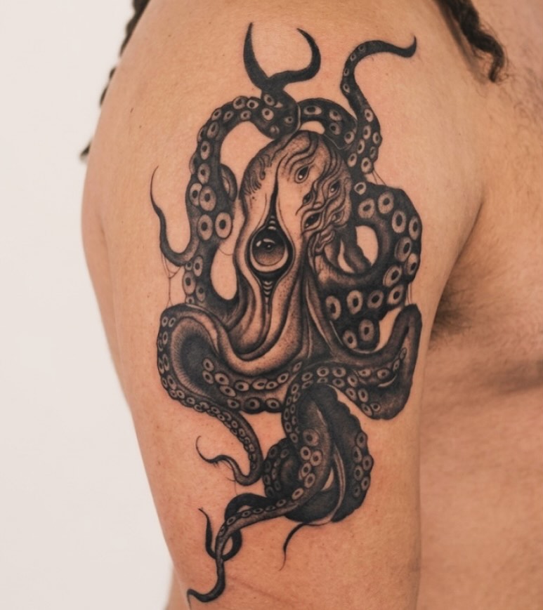 Tattoo by @tattoos_jara β black_and_grey, realism