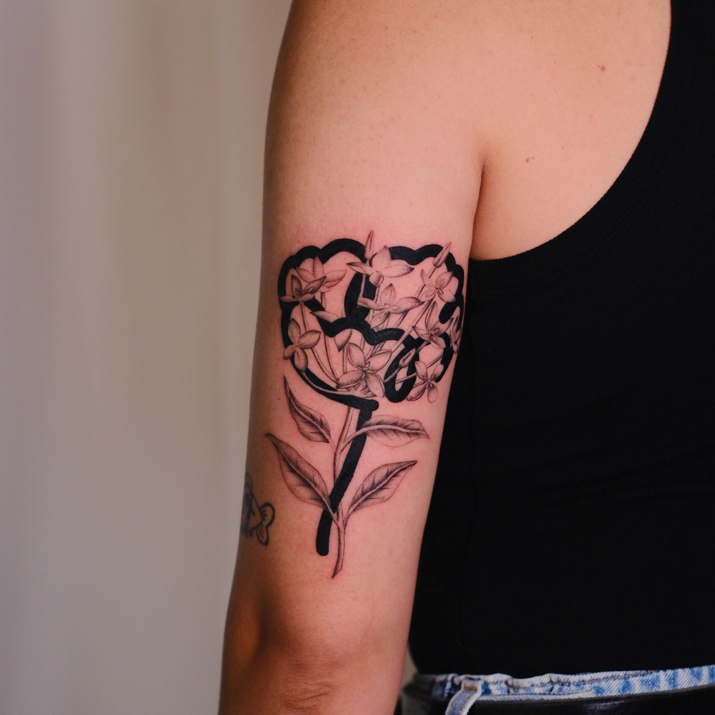 Tattoo by @wonkycube — black_and_grey