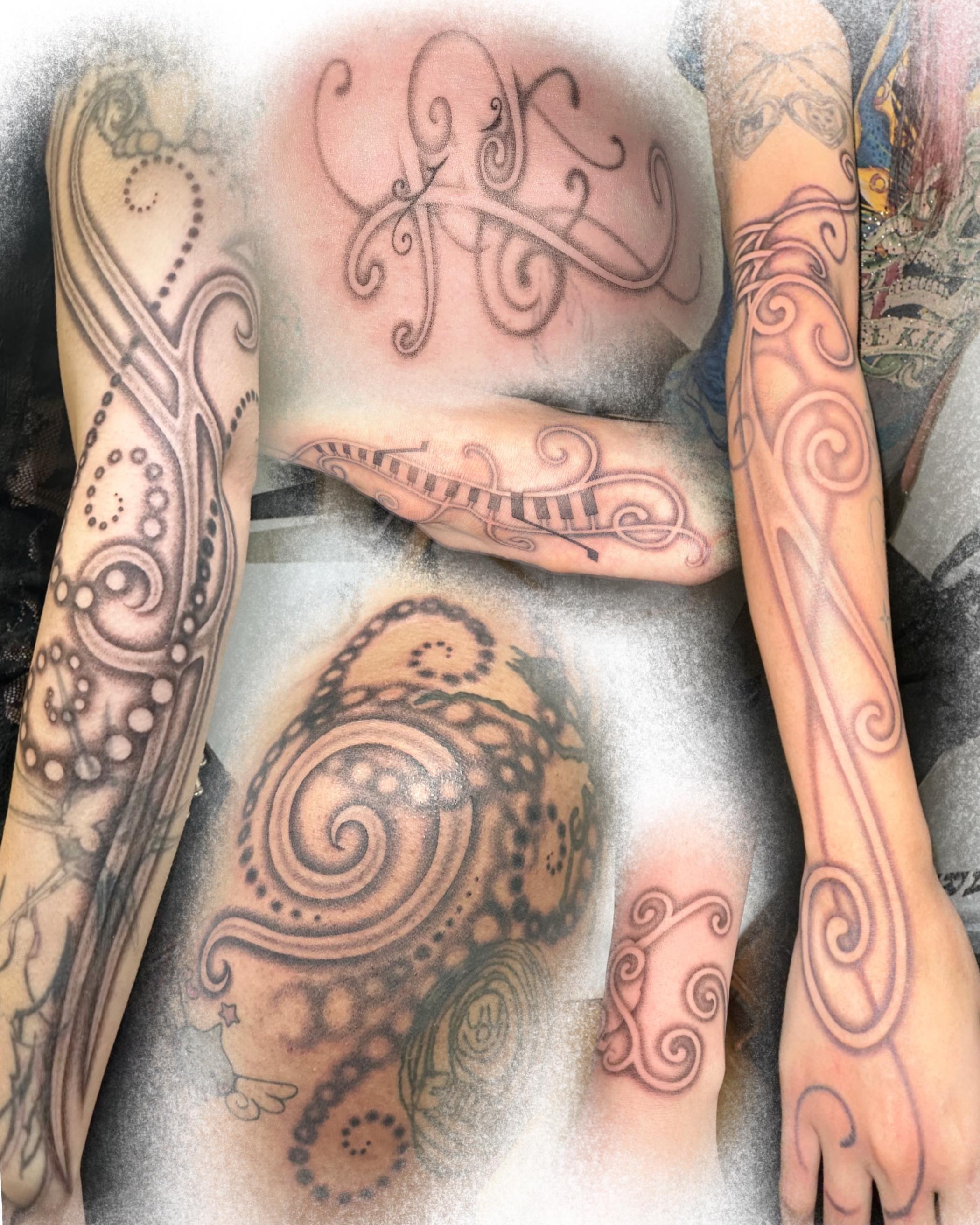 Tattoo by @7bugin7thdimension — dotwork, ornamental
