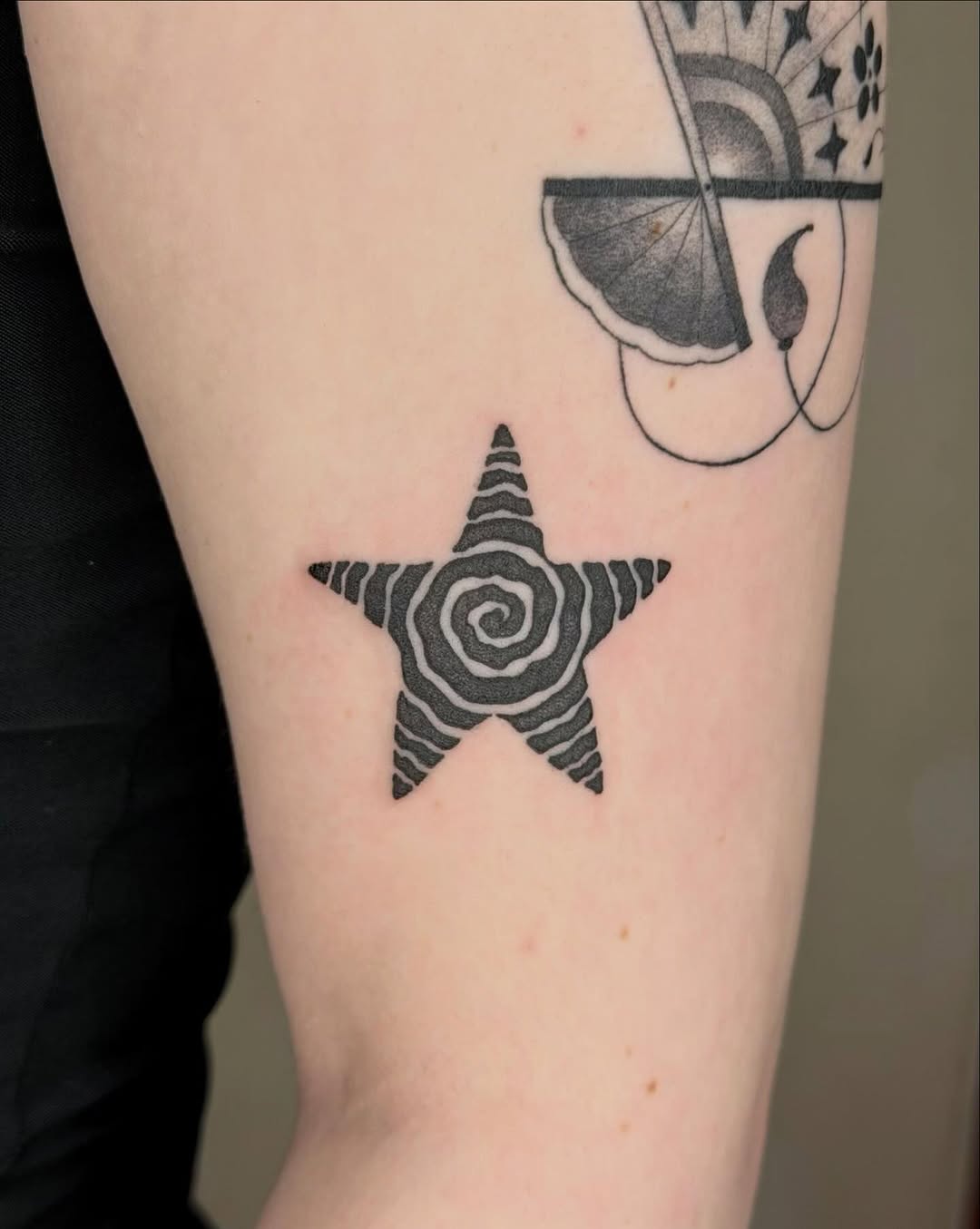 Tattoo by @artby_avarose — dotwork, geometric