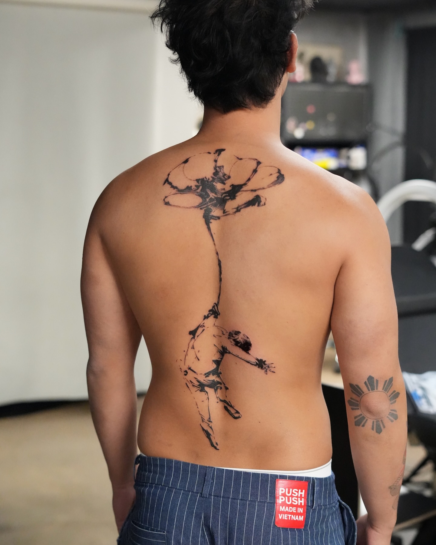 Soccer player dotwork tattoo on the back by alyssa ⋆₊ ♱