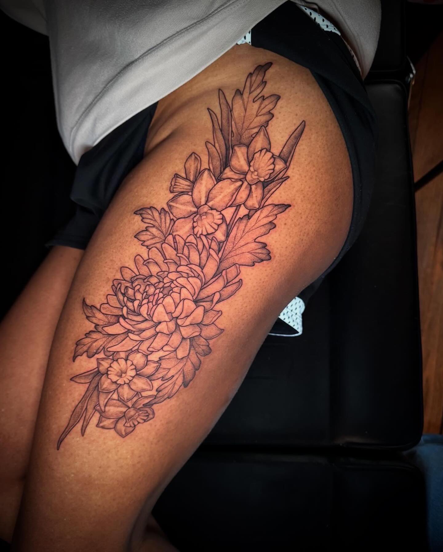 Tattoo by @alexcioppitattoos — black_and_grey