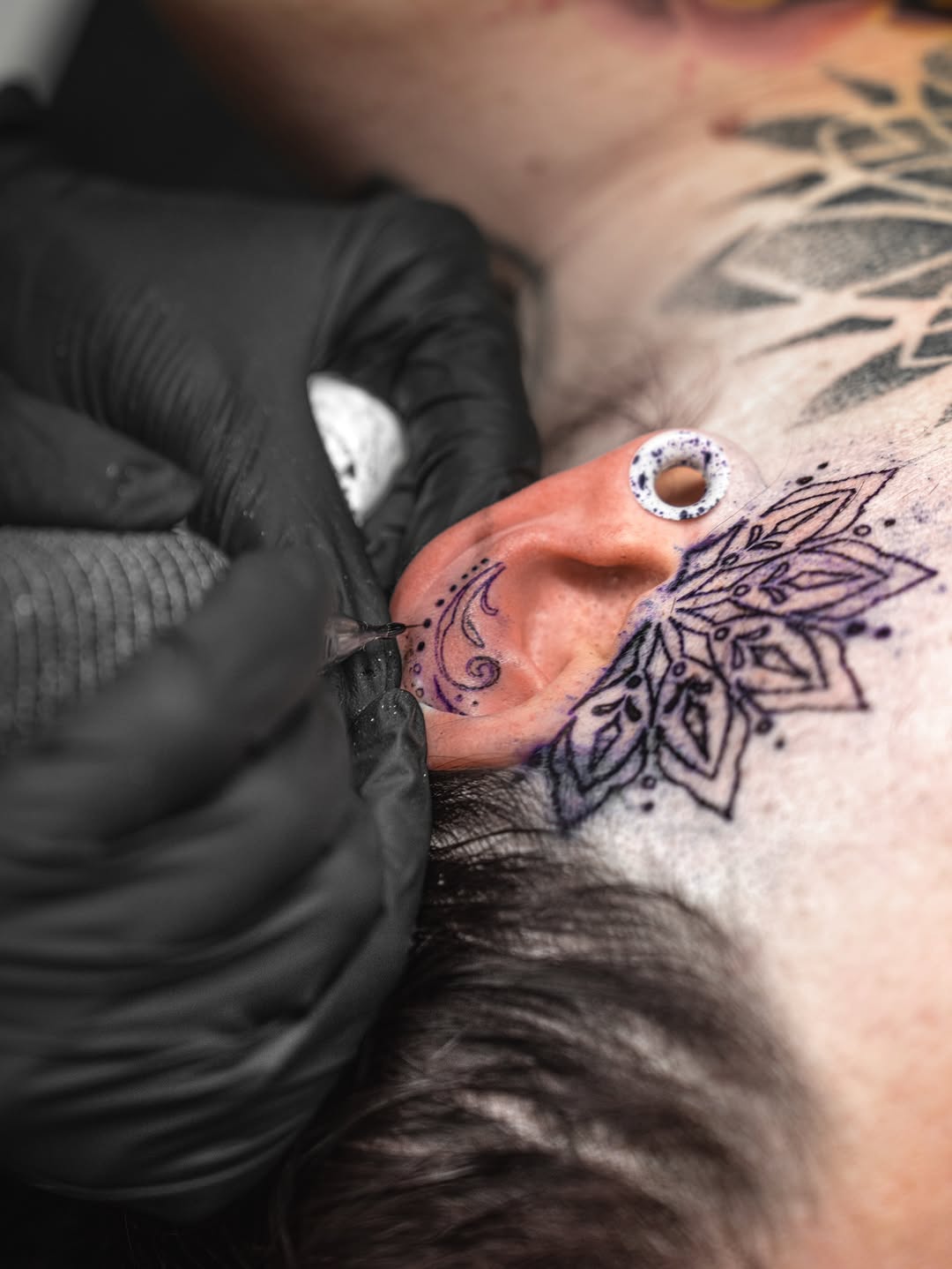 Tattoo by @nairadots — ornamental, geometric