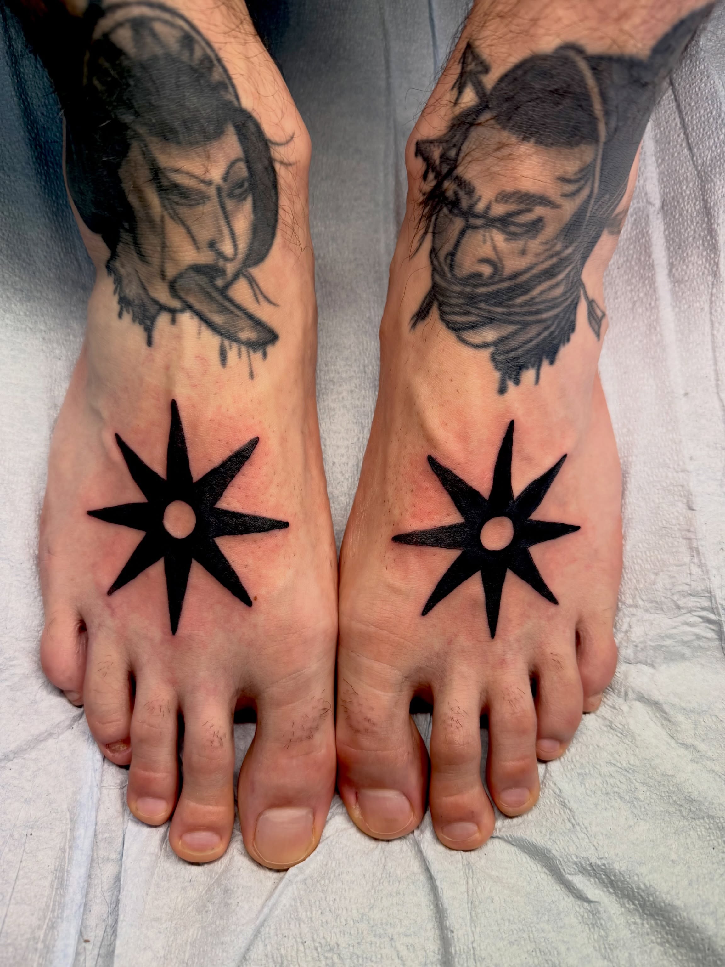 Tattoo by @bunny_and_the_echomen — black_and_grey
