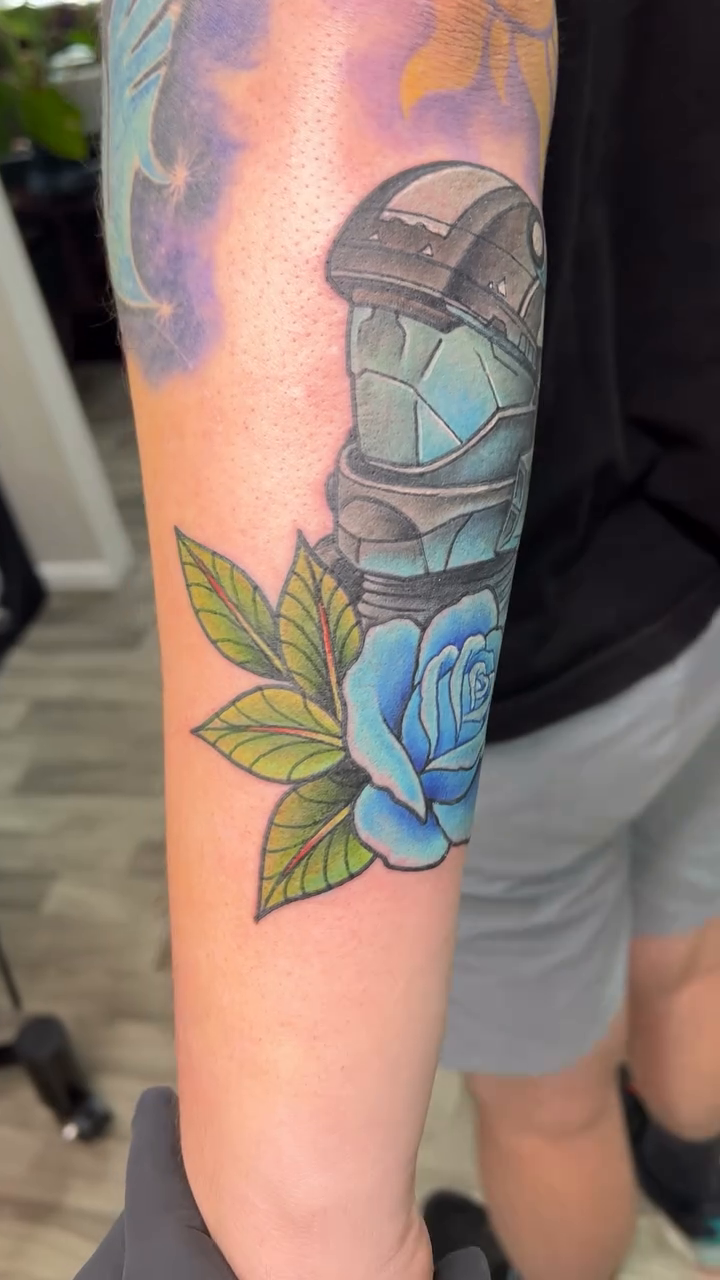 Tattoo by @lowkeydesignsva — realism, fine_line
