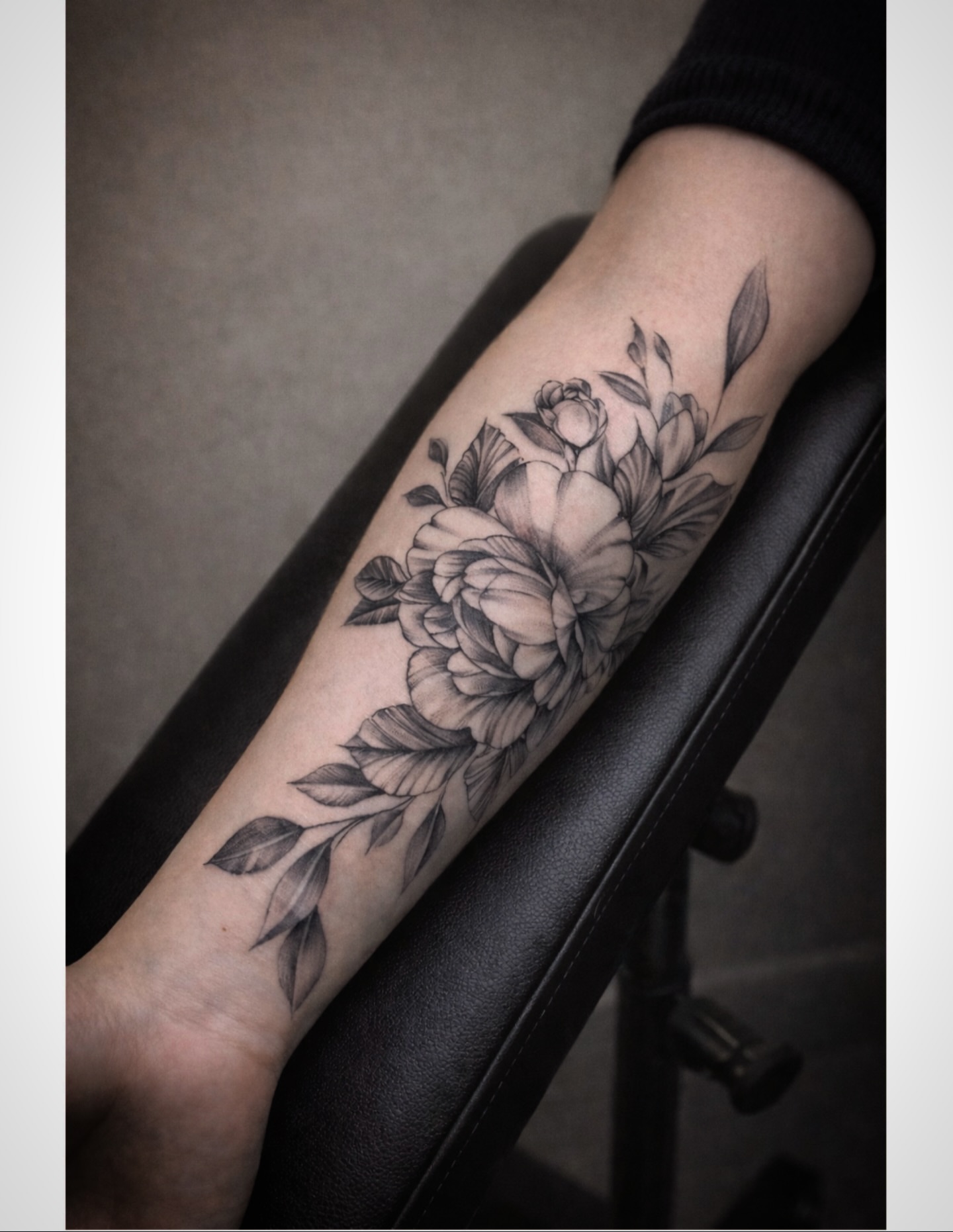 Tattoo by @tattoofuranina — black_and_grey