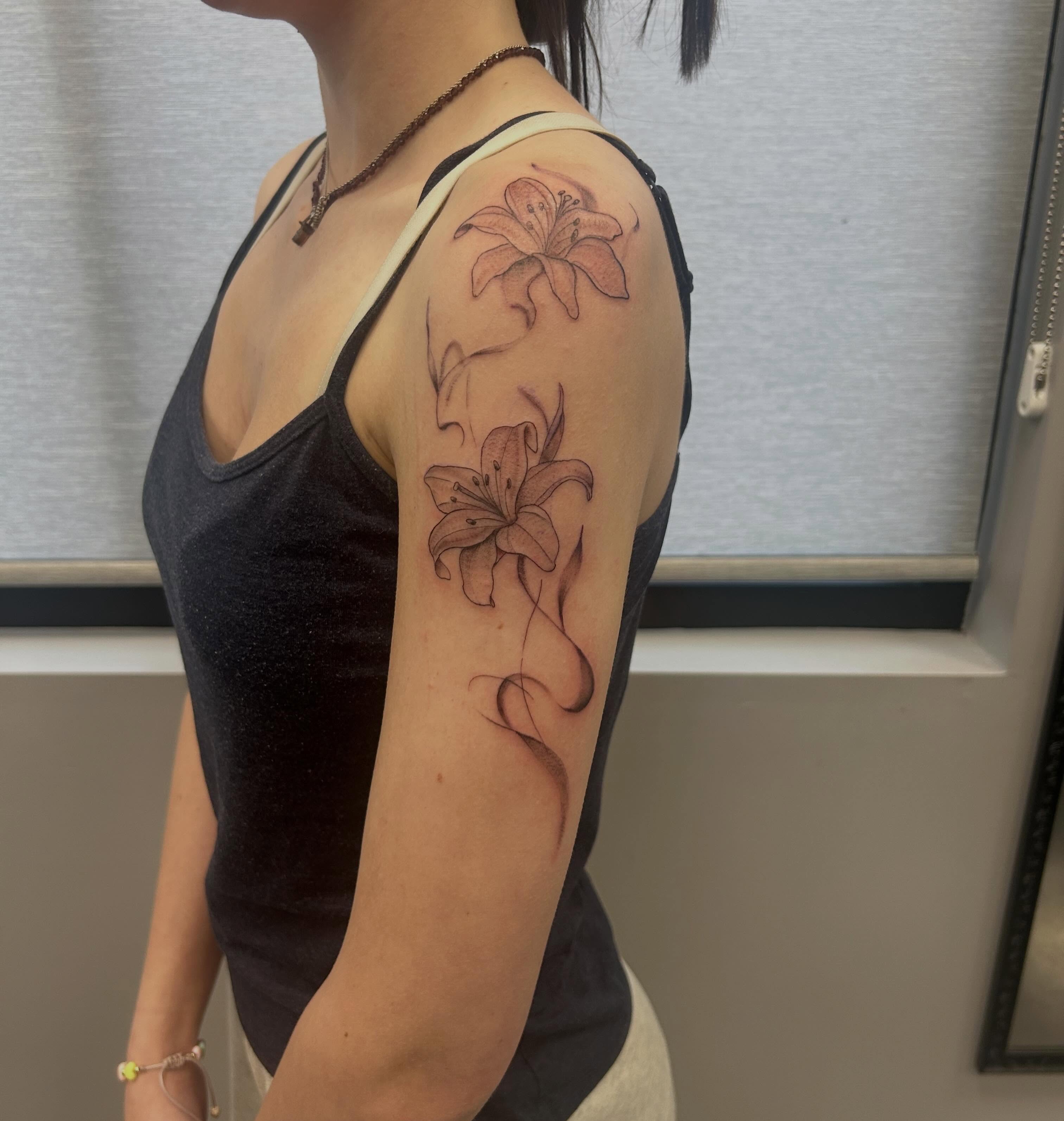 Tattoo by @samibattle — black_and_grey