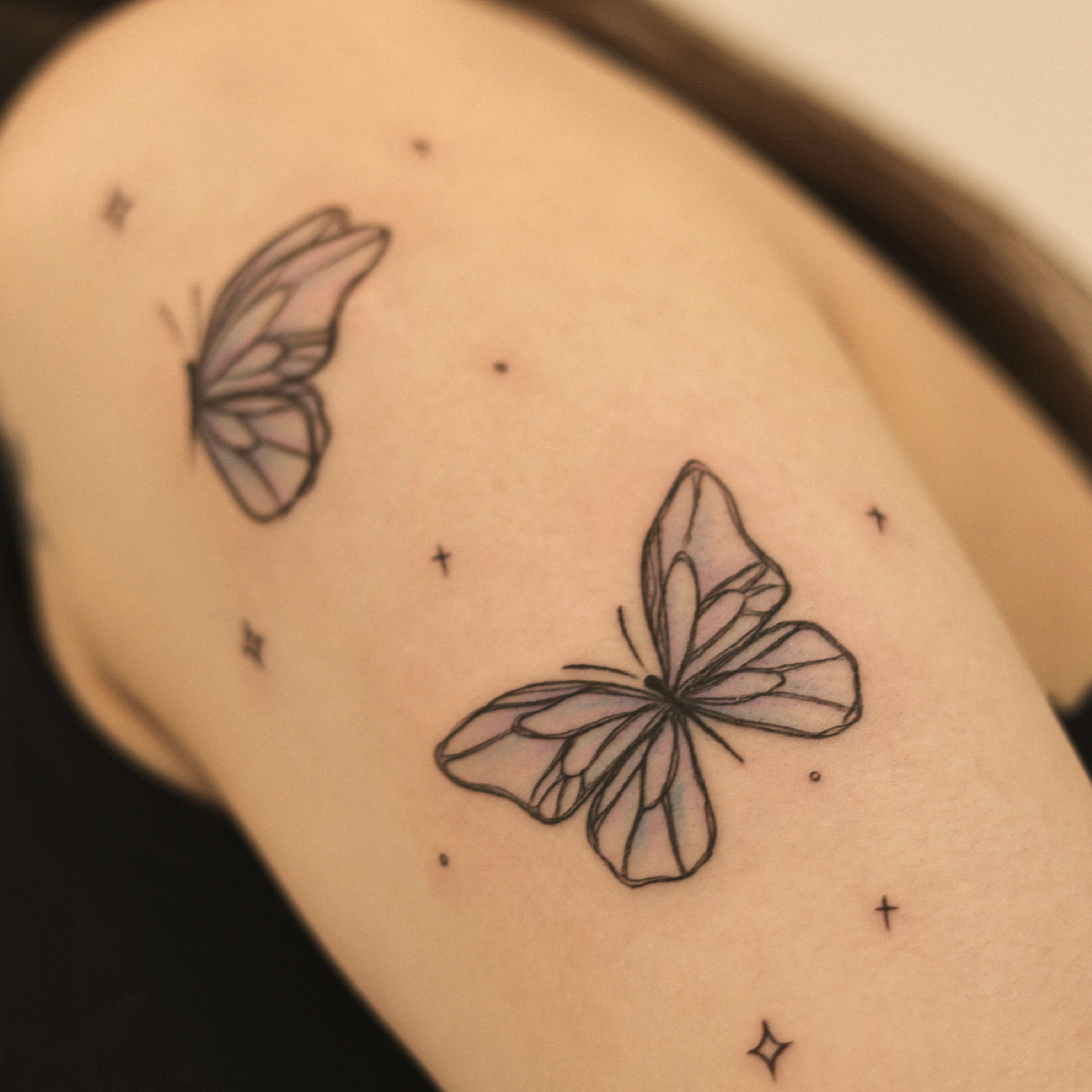 Tattoo by @tattooer_oom — fine_line