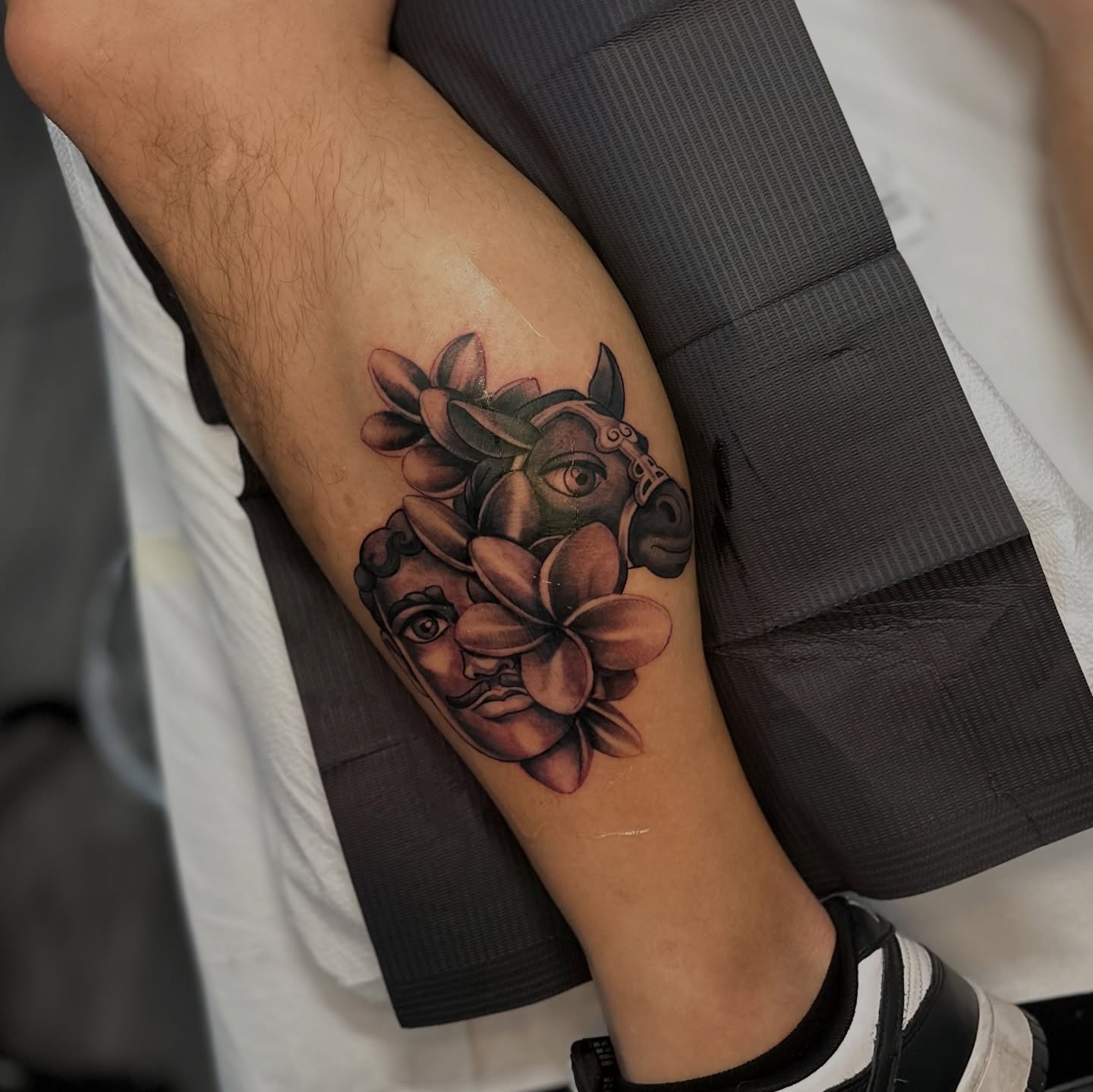 Tattoo by @tattoosbysinderella — black_and_grey, realism