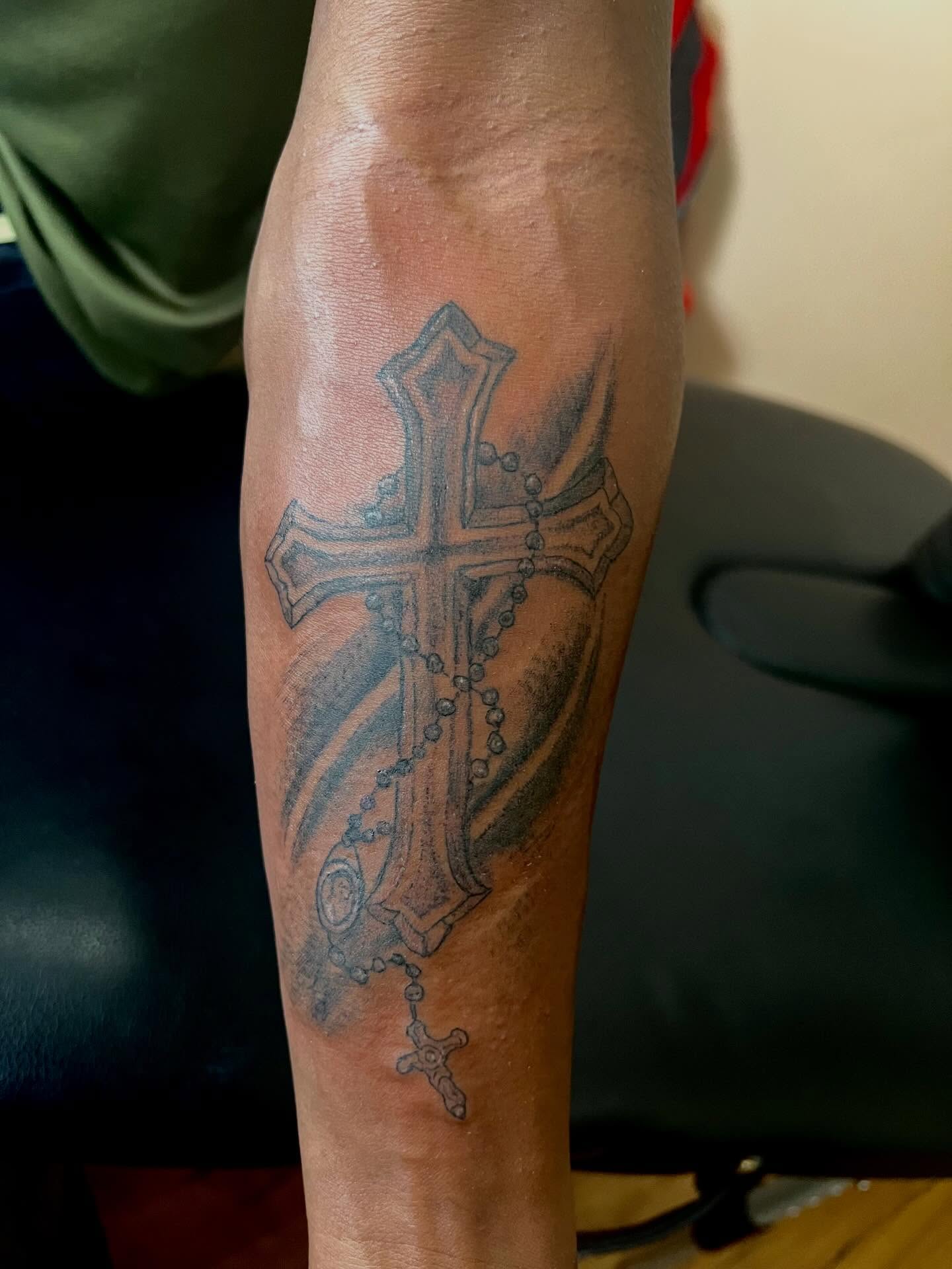 Tattoo by @tattedupbaddies_ — black_and_grey