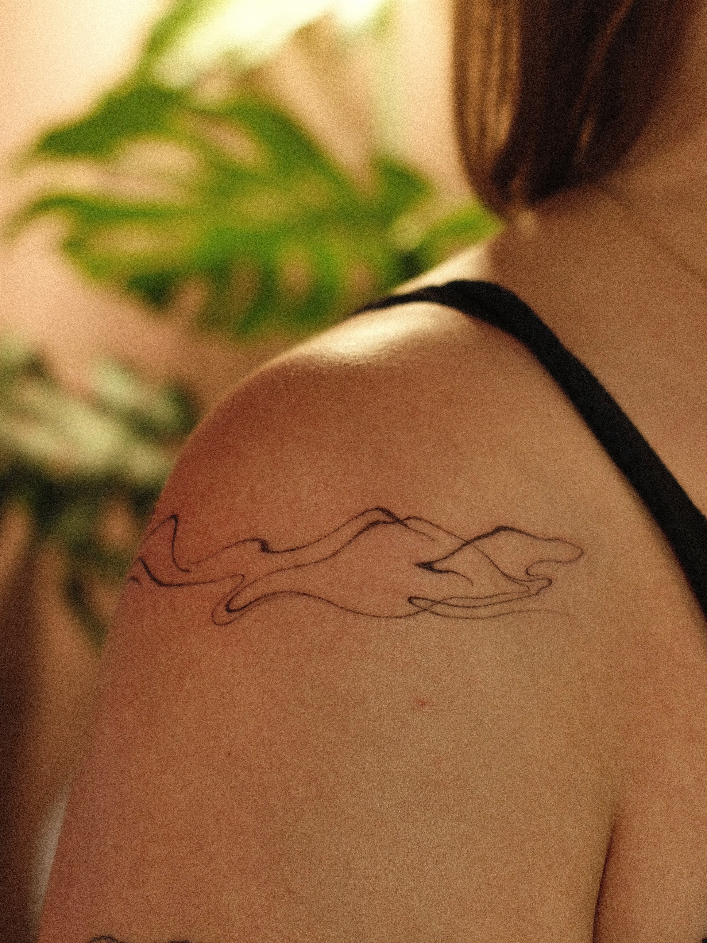 Tattoo by @whoisvtatts — fine_line