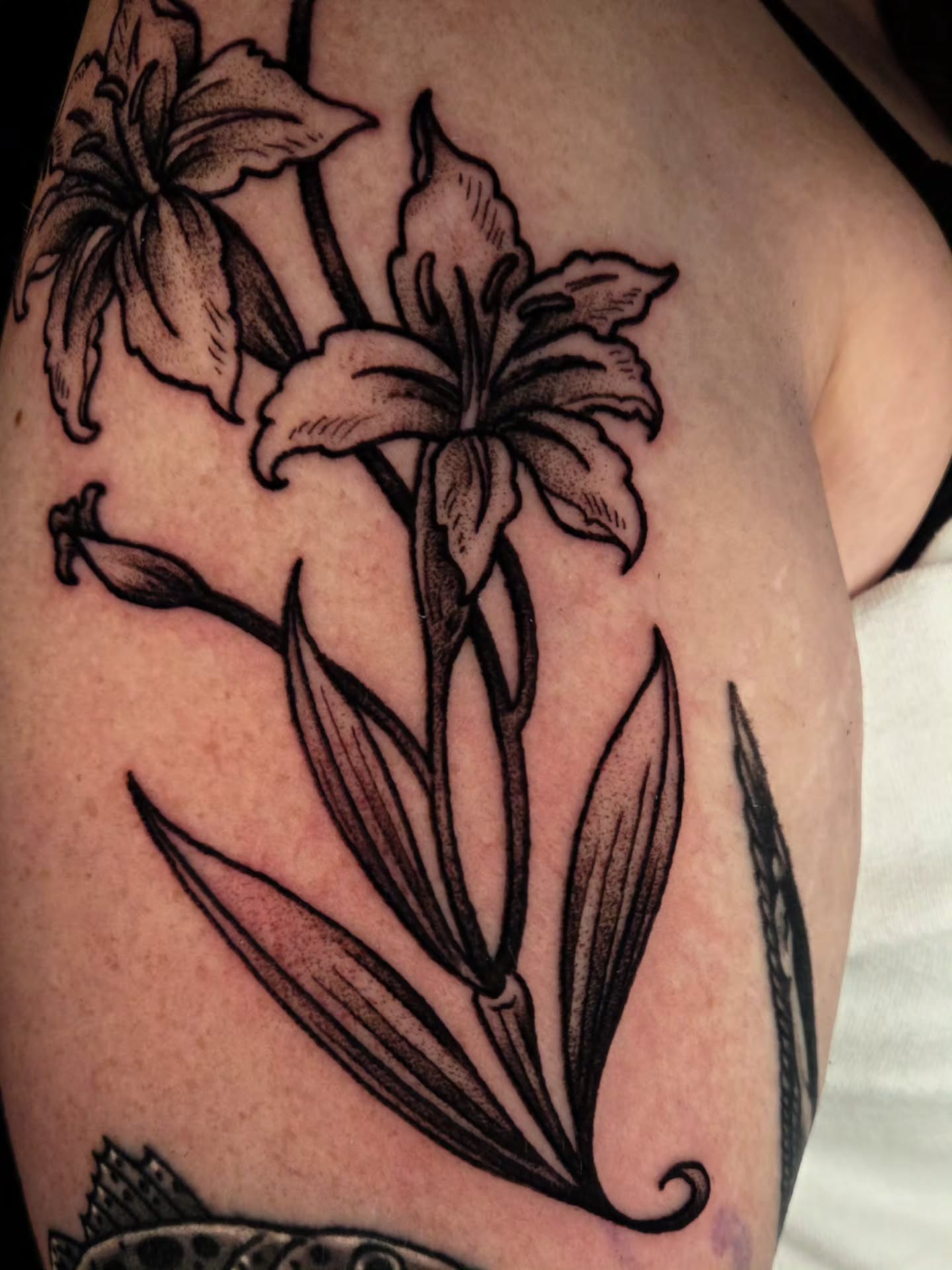 Tattoo by @iankisertattoo — black_and_grey