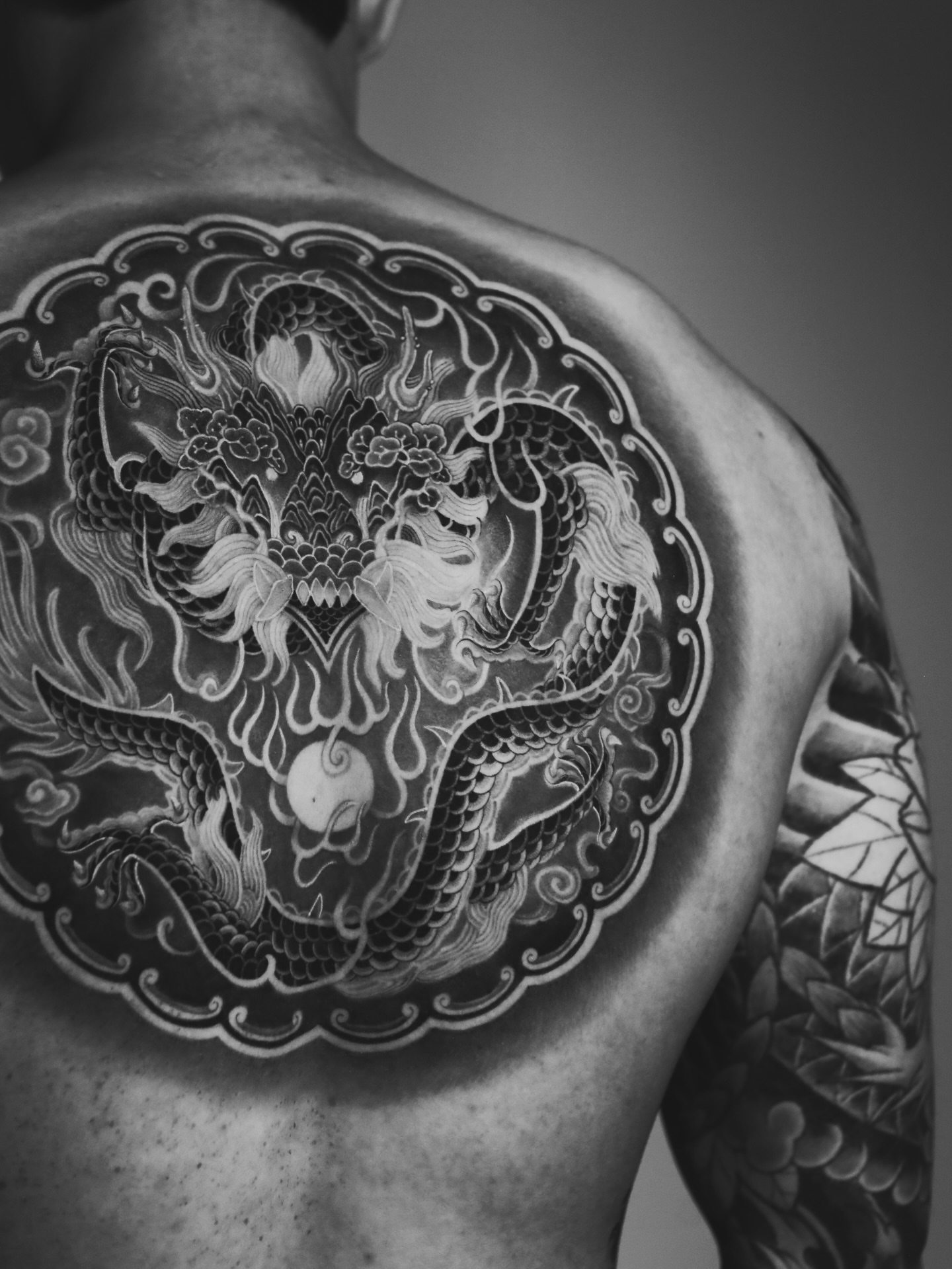 Dragon japanese irezumi tattoo on the back by 𝐆𝐑𝐄𝐄𝐃