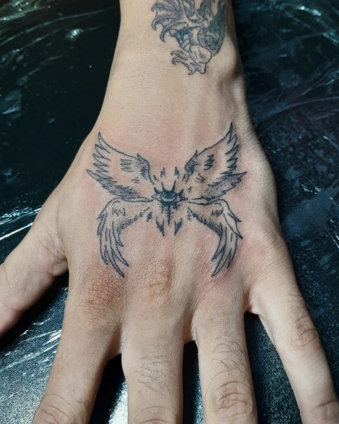 Tattoo by @wesleyfdm โ black_and_grey