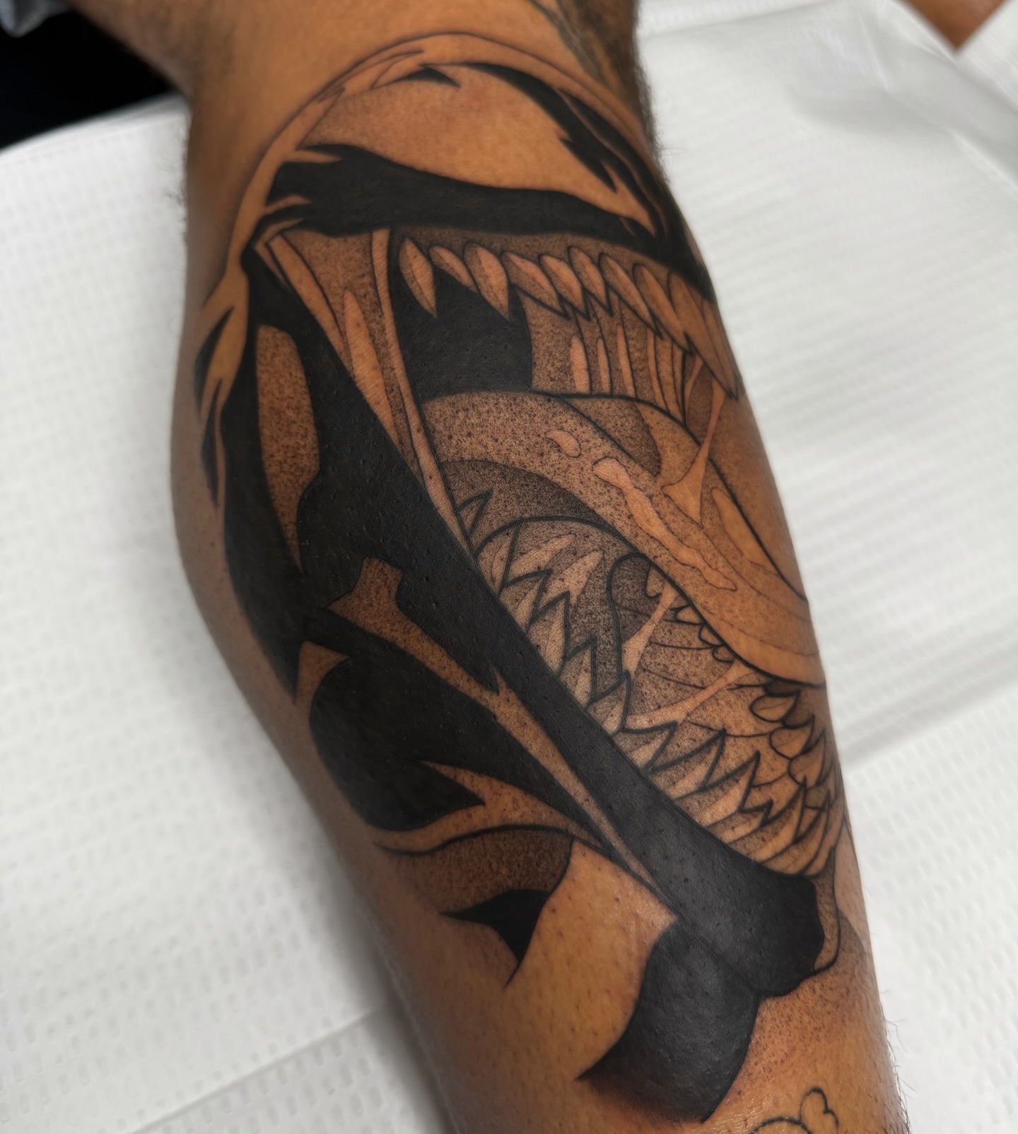 Tattoo by @z__tattoos — black_and_grey
