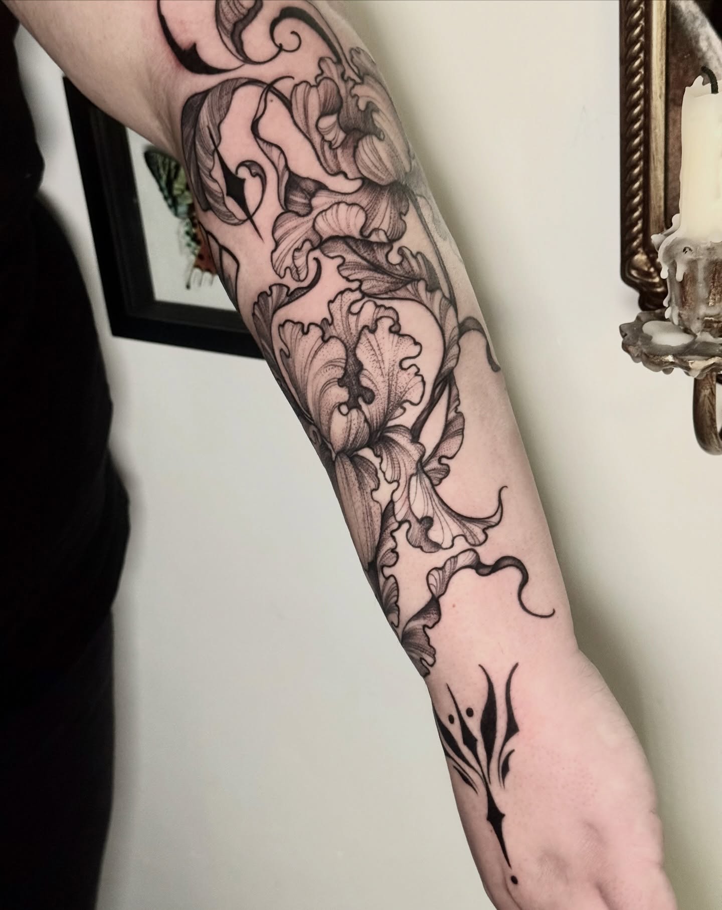 Floral design black and grey tattoo on the forearm by ℳ𝒾𝓇𝓉𝒽𝒶 𝒯ℴ𝓇𝓇ℯ𝓈, San Diego, California