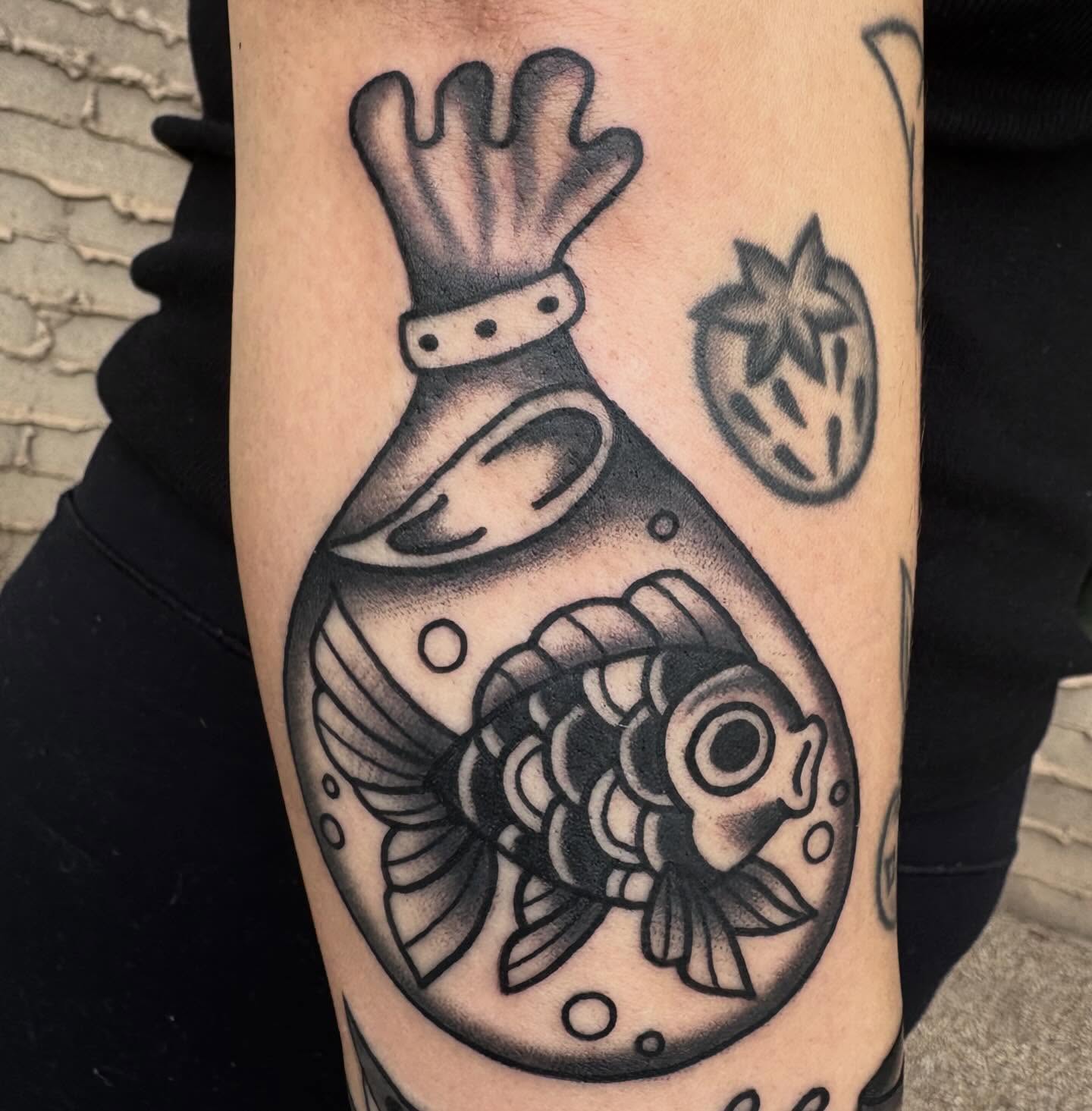 Tattoo by @tattoosbyallyy — american_traditional