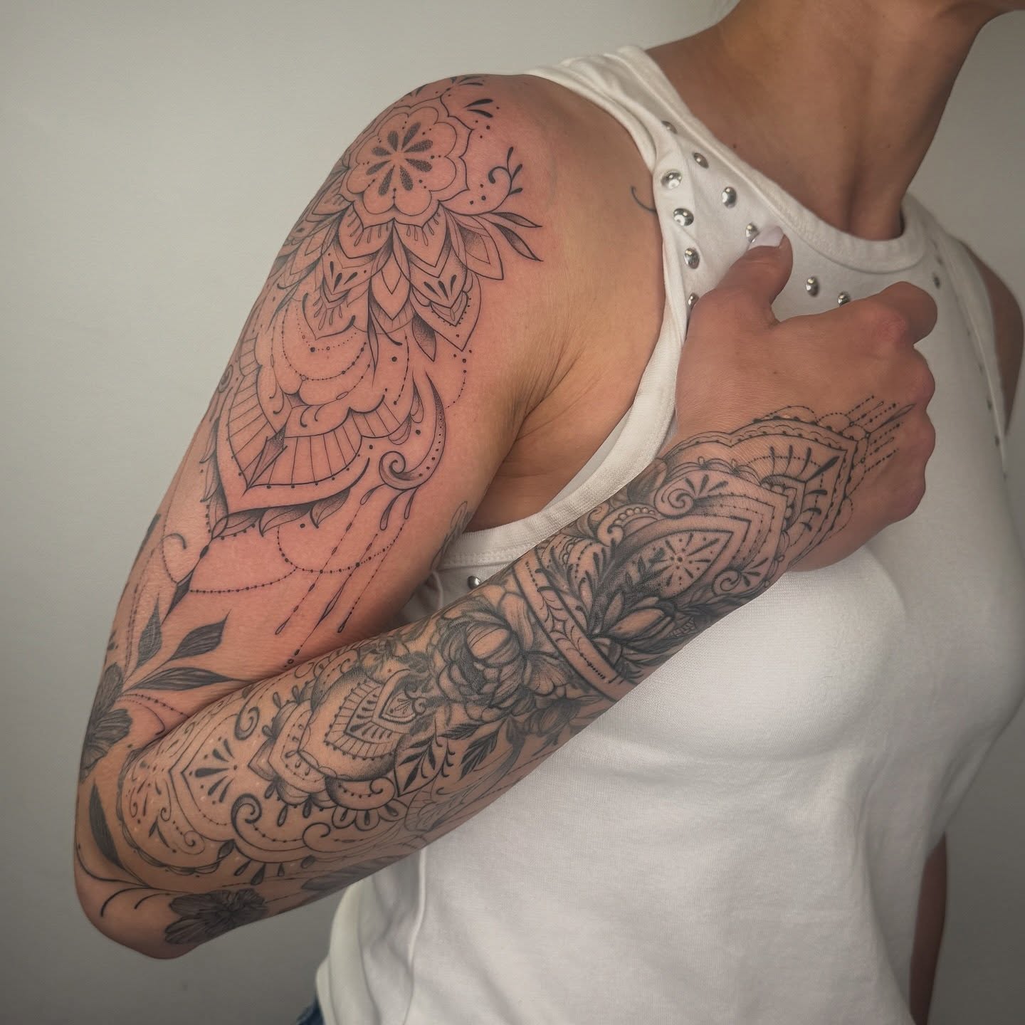 Tattoo by @ermetica_tattoo — ornamental