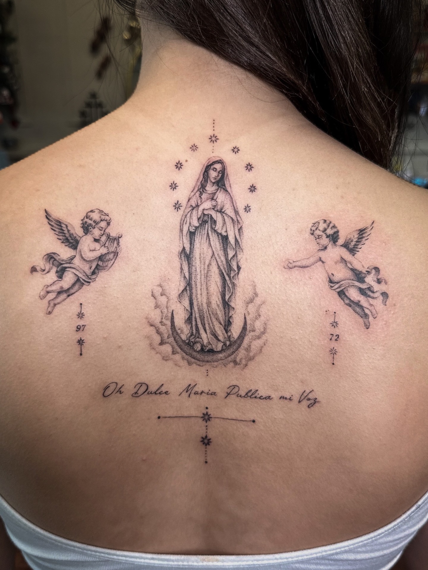 Virgin Mary with cherubs black and grey tattoo on the back by 𝕮𝖞𝖇𝖊𝖗𝕾𝖎𝖌𝖎𝖑𝖎𝖘𝖒