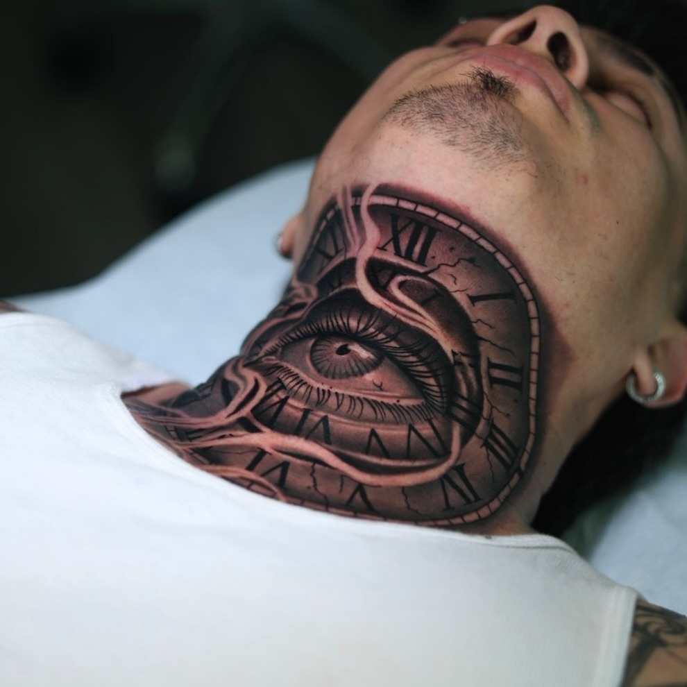 Tattoo by @tiagoink__ — realism, black_and_grey
